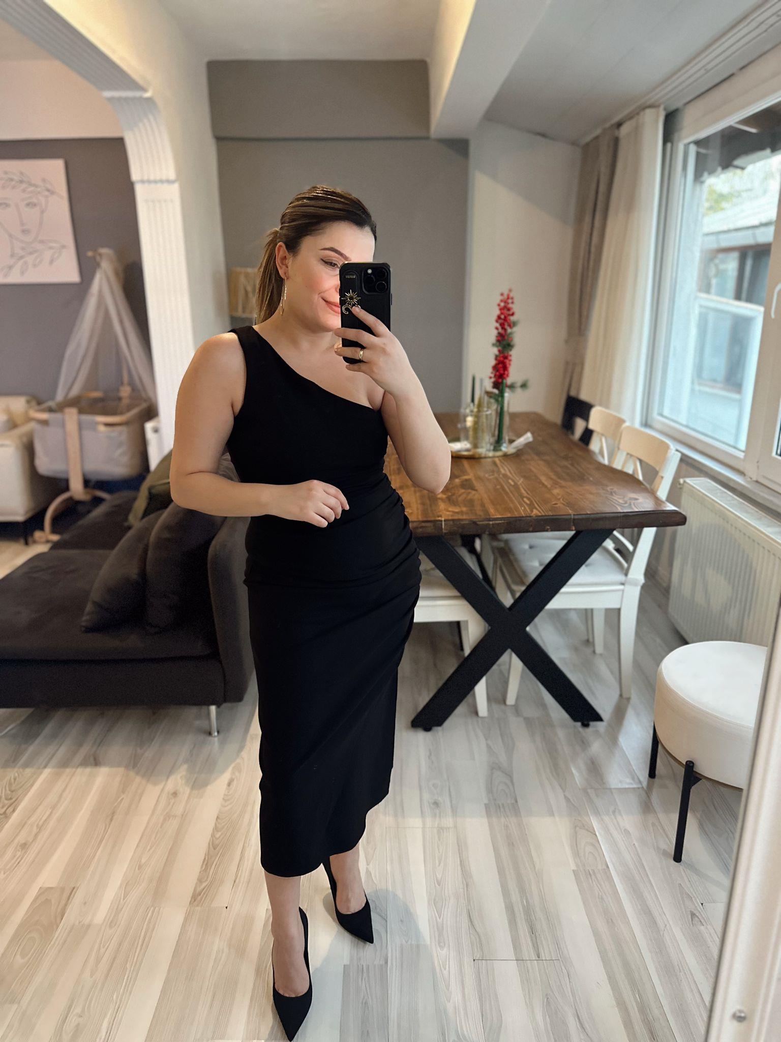 Tek Omuz Drape Detaylı Yırtmaçlı Elbise