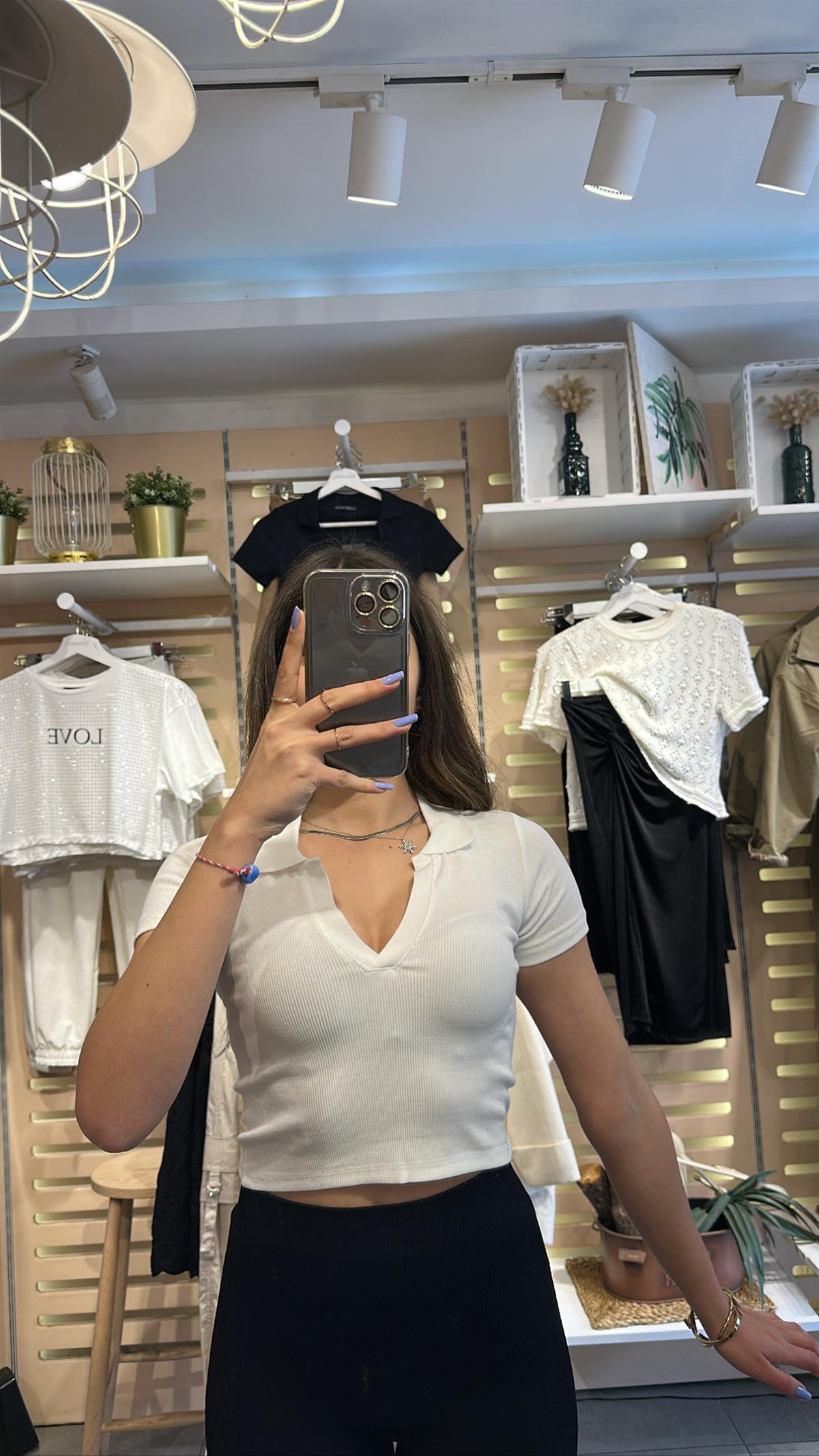 Polo Yaka Beyaz Tişort | StrawberryWear