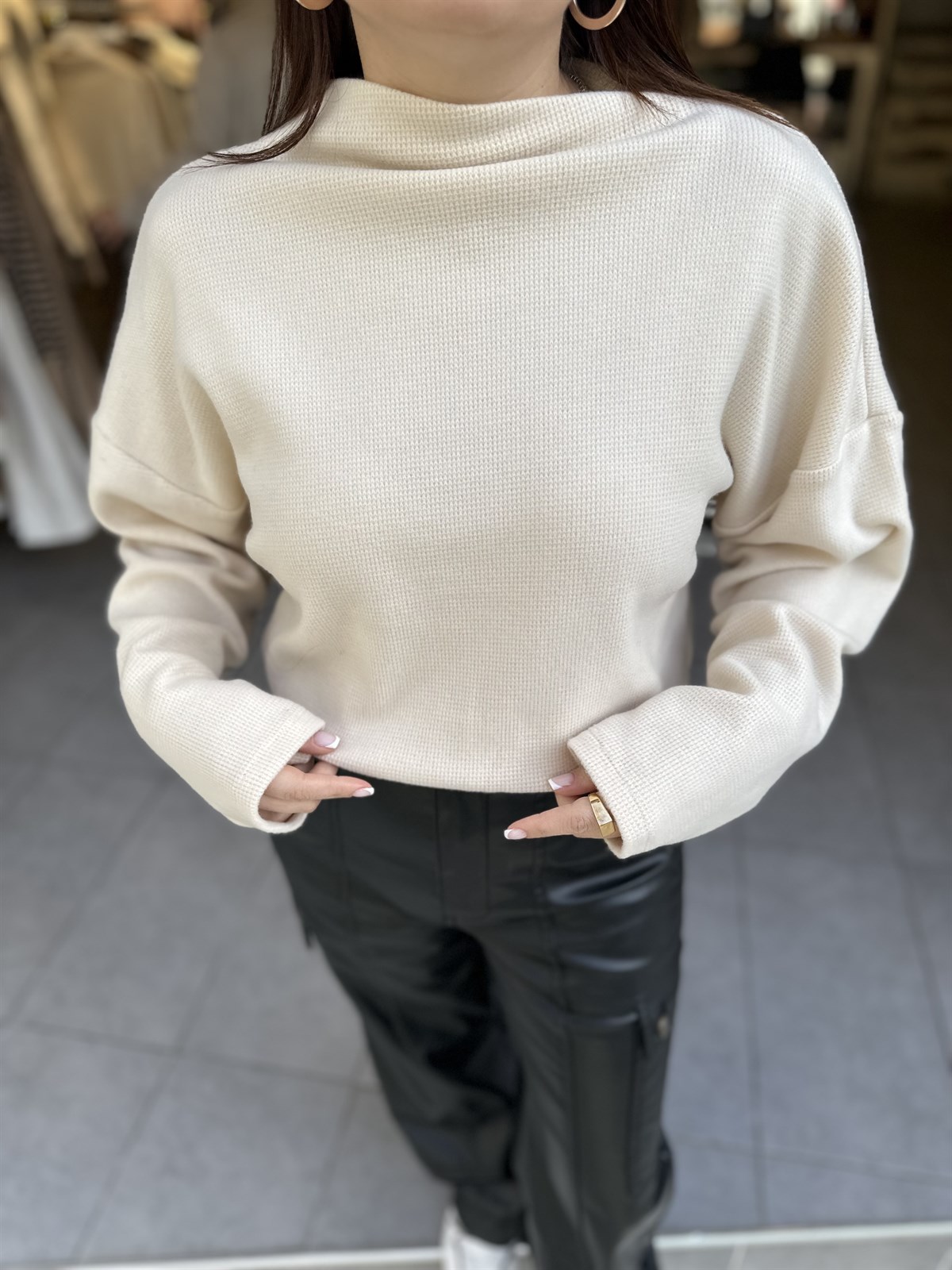 Uzun Kollu Pamuk Sweatshirt | StrawberryWear
