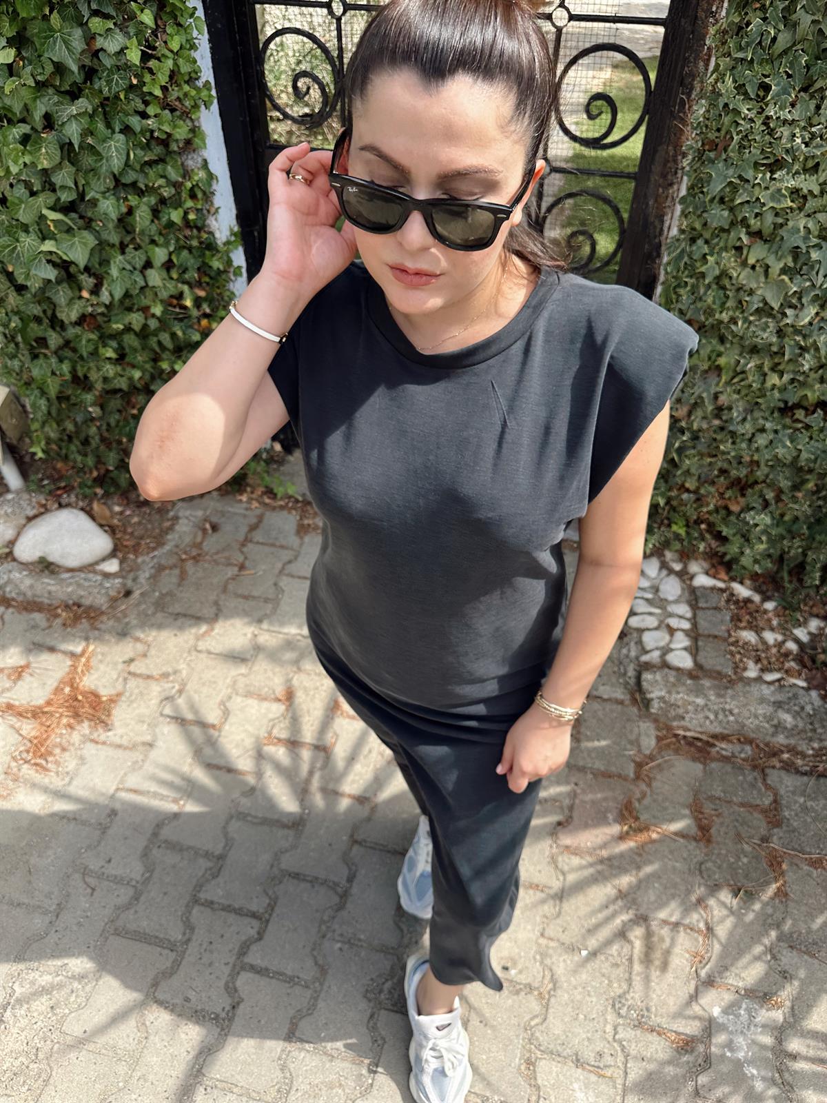 Vatkalı Petek Elbise | StrawberryWear
