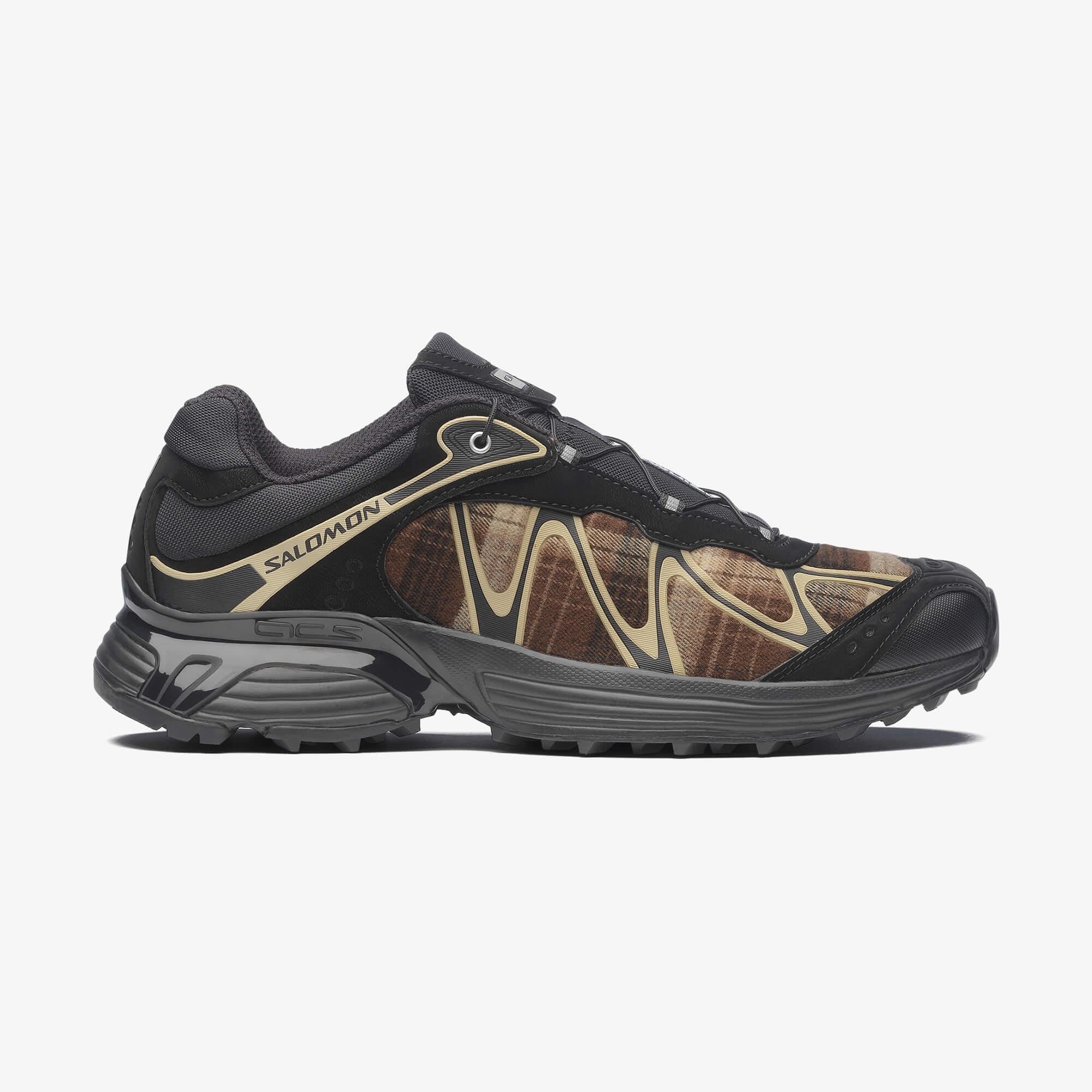 ハート Salomon XT-WHISPER HOLIDAY Unisex Sneaker Black L47793500
