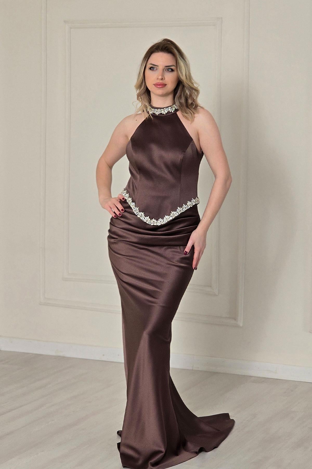 Kahverengi Halter Yaka Taşlı Abiye 15050