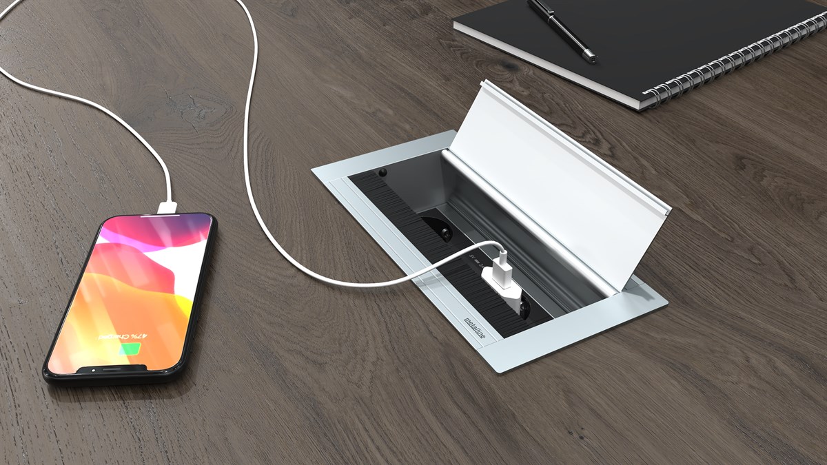 Metalline® Cap-Line Fırçalı Kapaklı Masaüstü Priz Sistemi USB - Natürel Eloksal