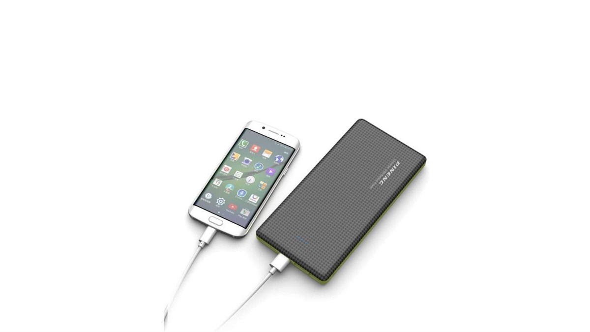 Pineng PN-917 20,000 mAh 3 USB Taşınabilir Hızlı Şarj Cihazı Beyaz