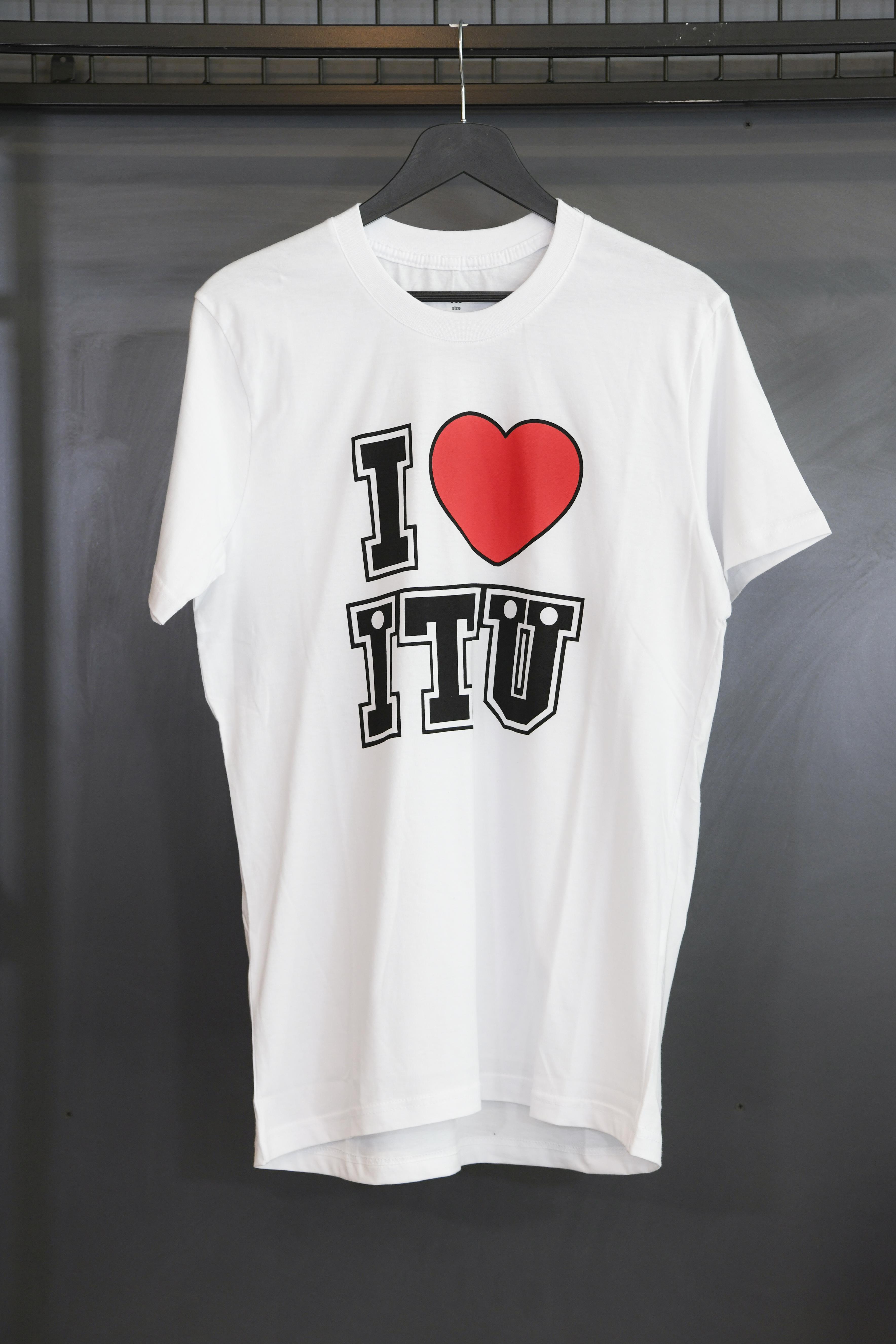1773İtu.store Classic T-Shirt 