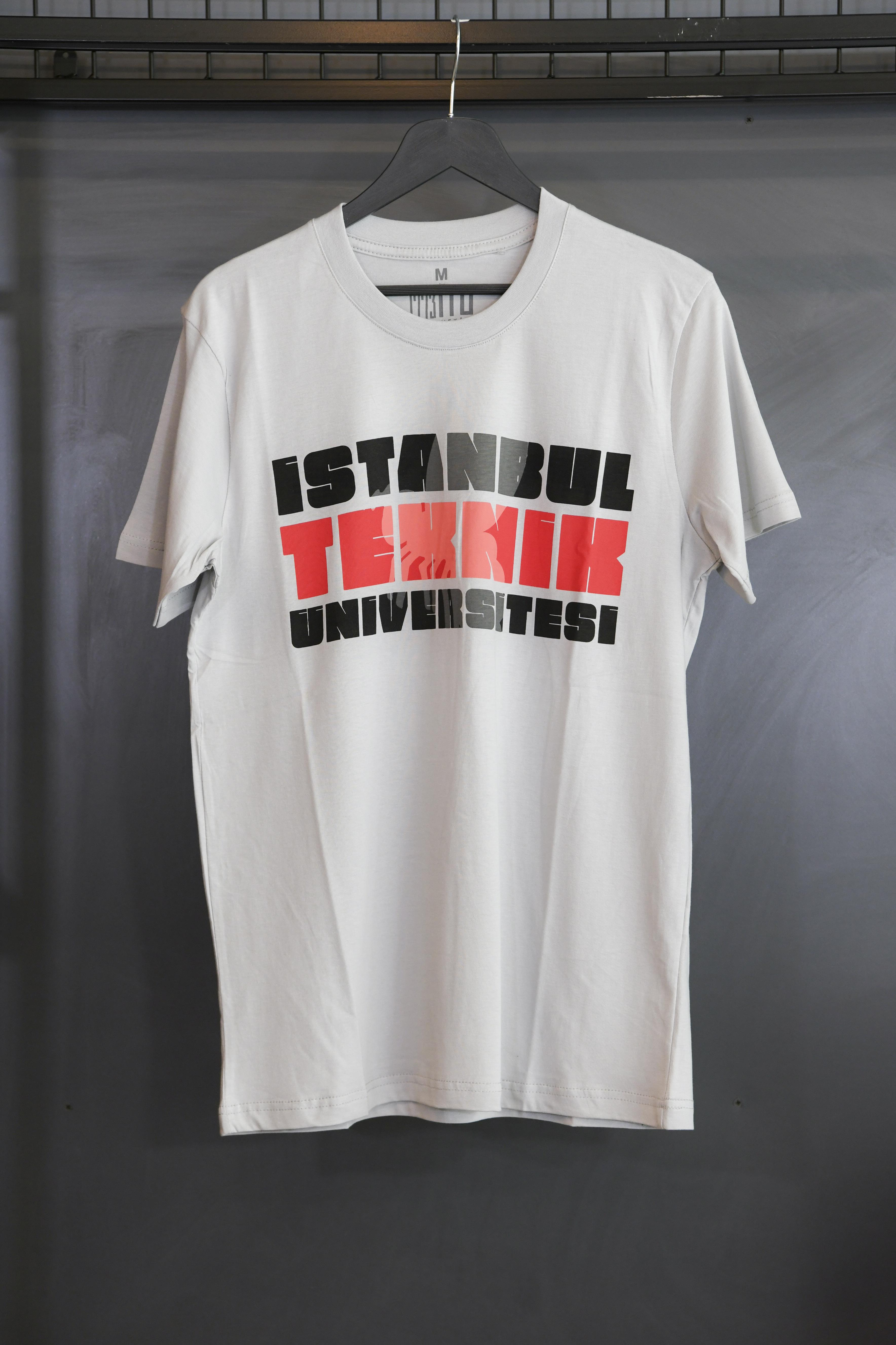 1773İtu.store Classic T-Shirt 