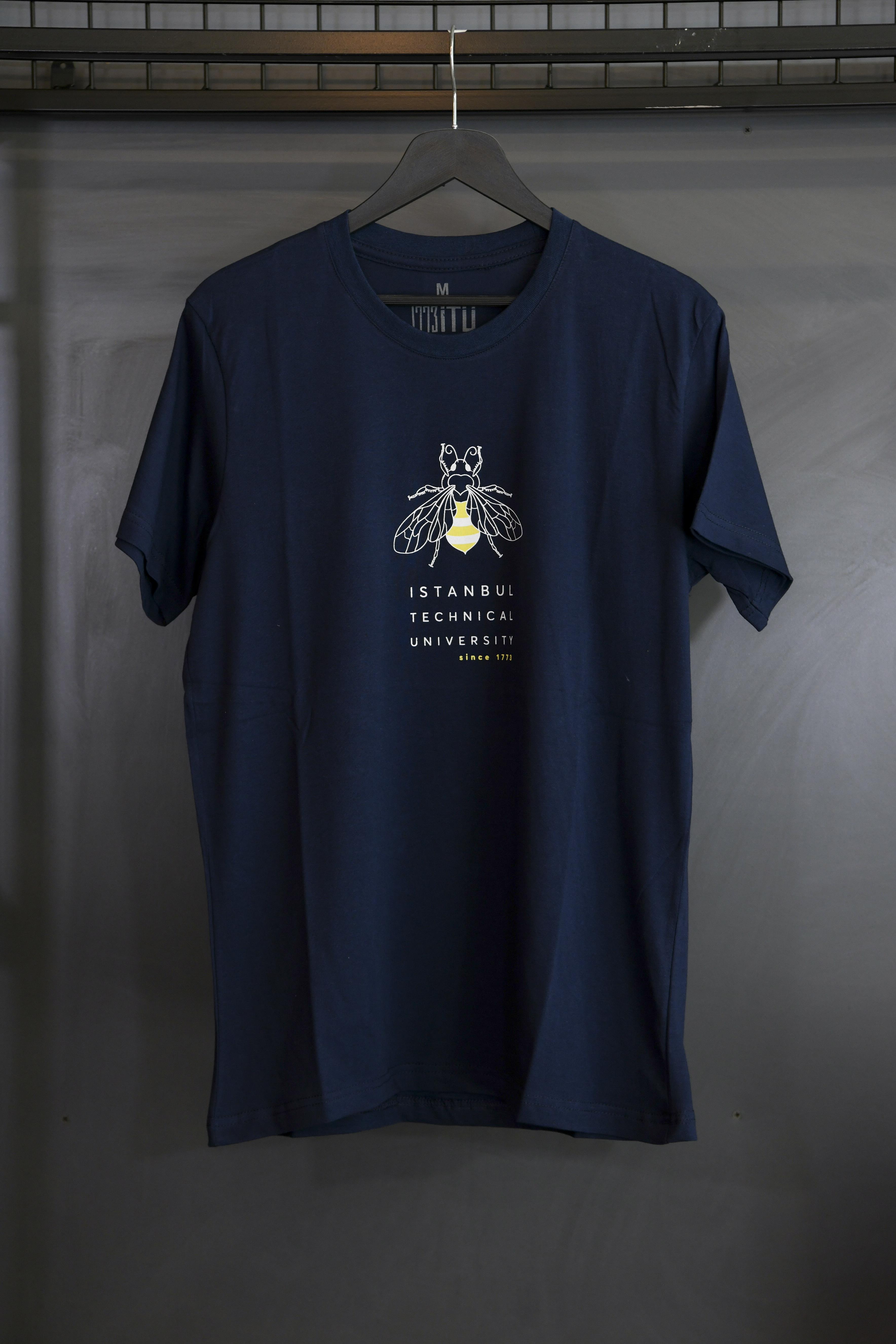 1773İtu.store Classic T-Shirt 