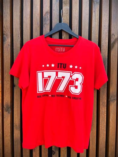 1773İtu.store Classic T-Shirt 
