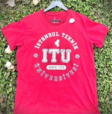 1773İtu.store Classic T-Shirt Kırmızı