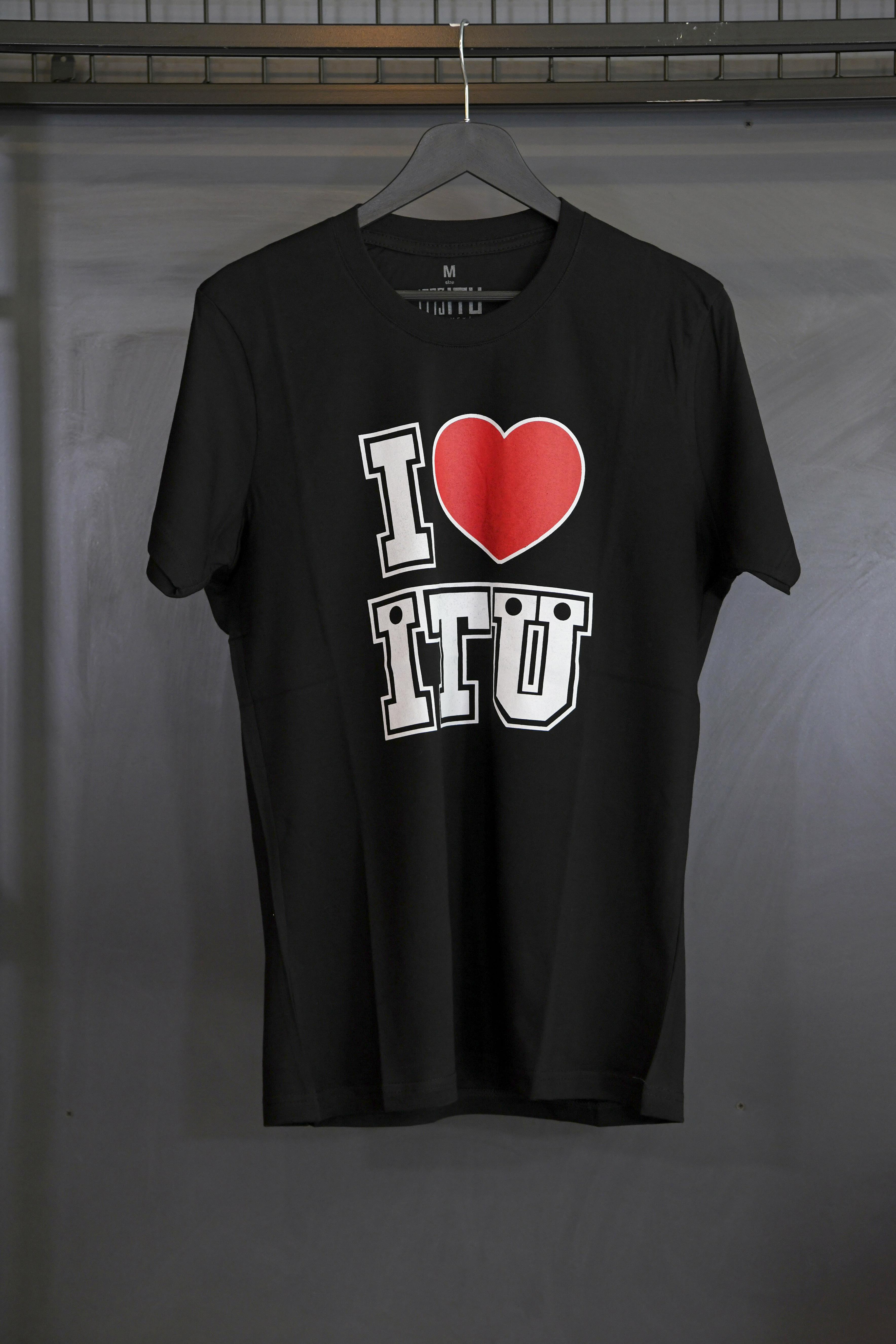 1773İtu.store Classic T-Shirt 