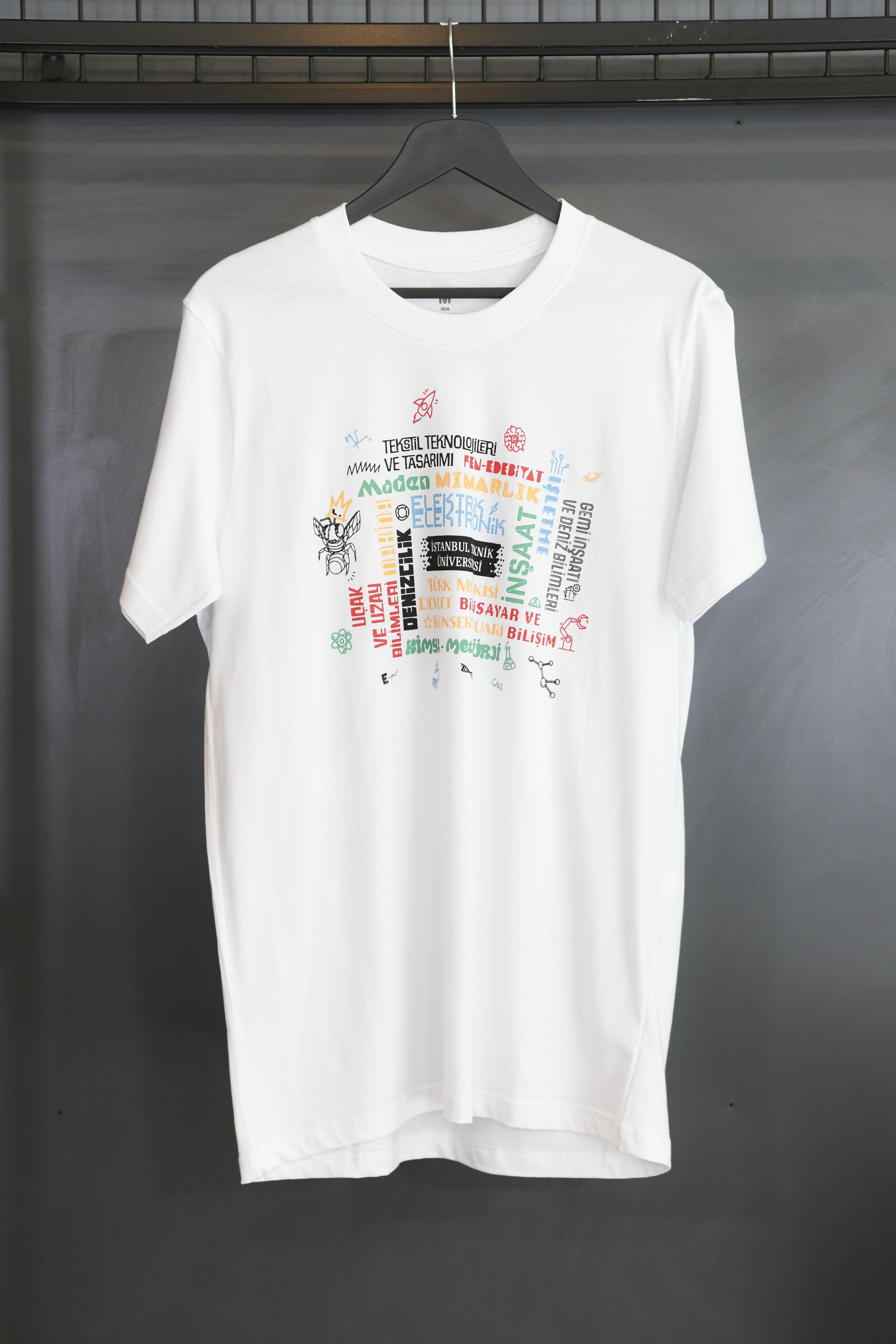1773İtu.store Classic T-Shirt 