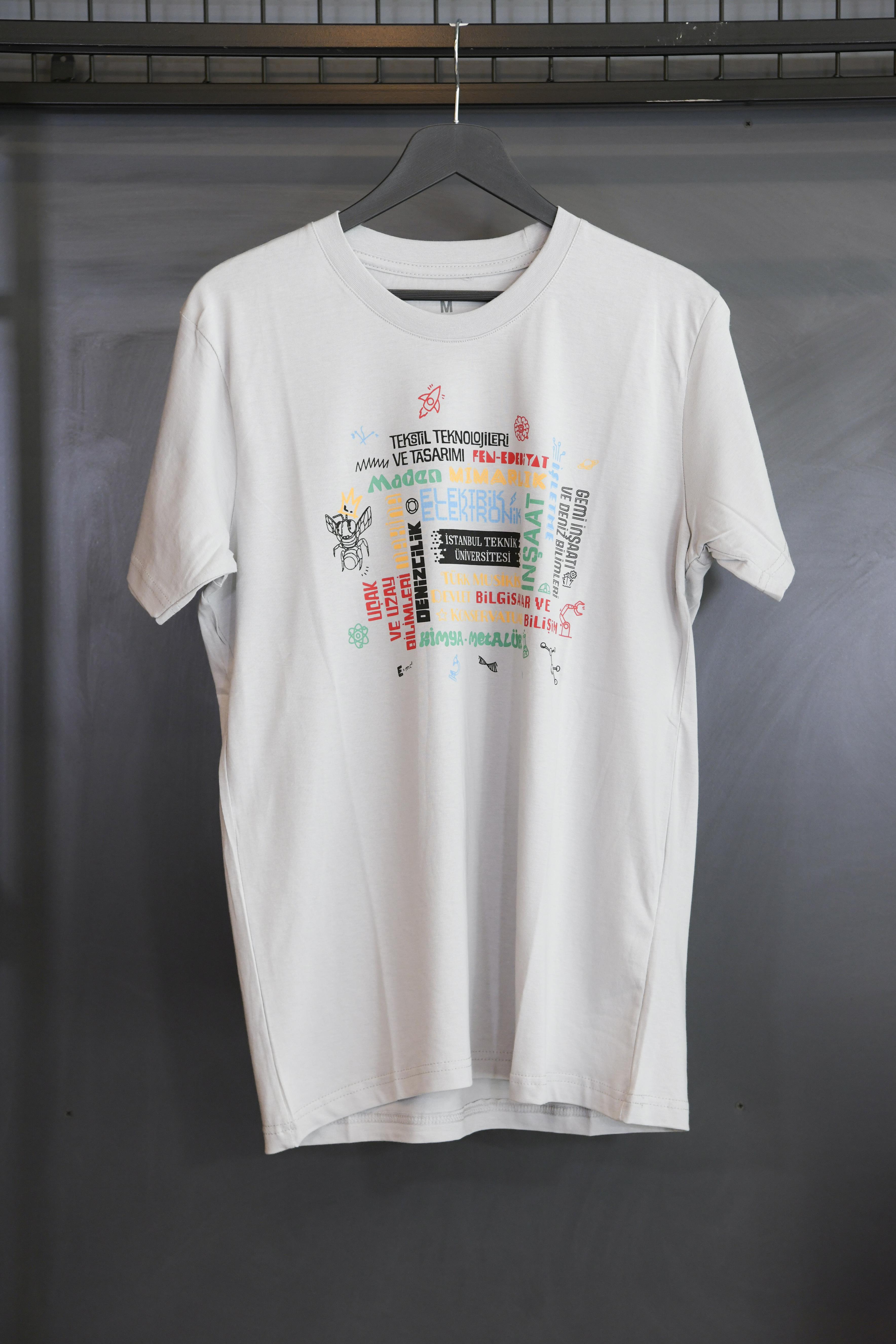 1773İtu.store Classic T-Shirt 