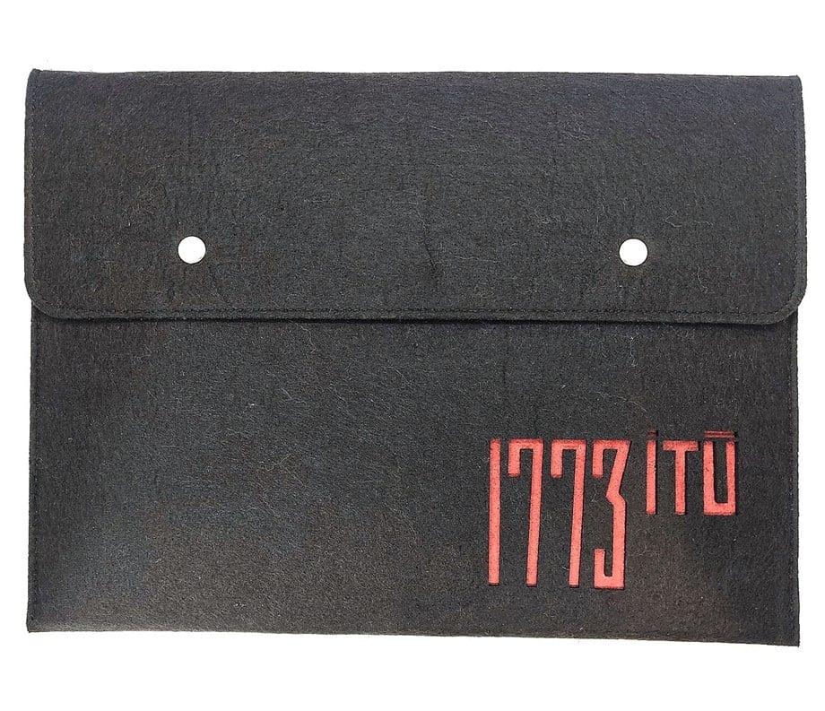 1773itu.store Notebook Laptop Keçe Kılıf