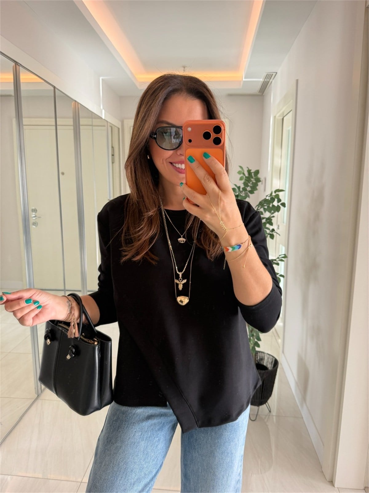 Asimetrik Yırtmaçlı Basic Sweat - Siyah
