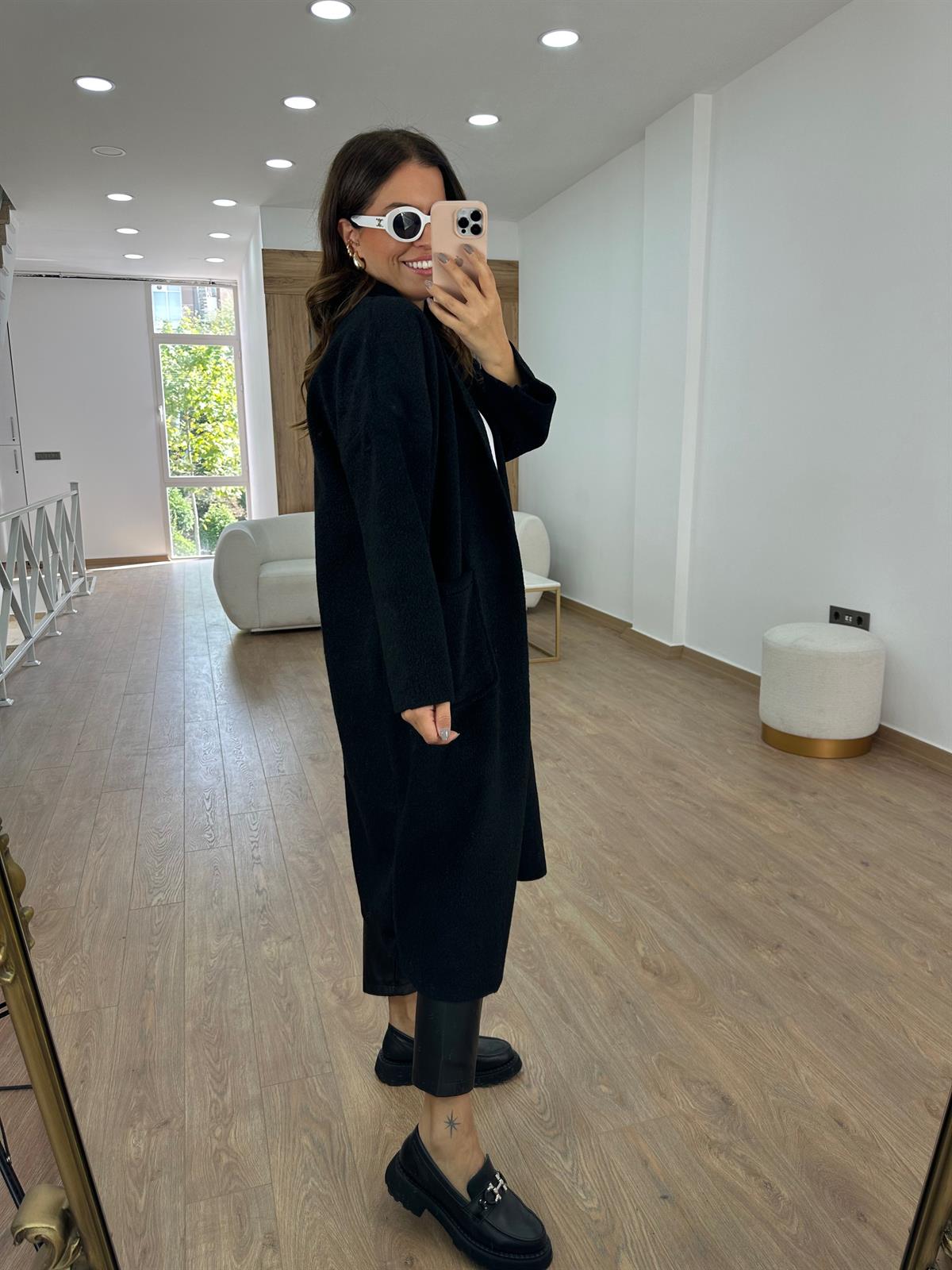 %100 Kaşe Yumoş Kaban-Siyah