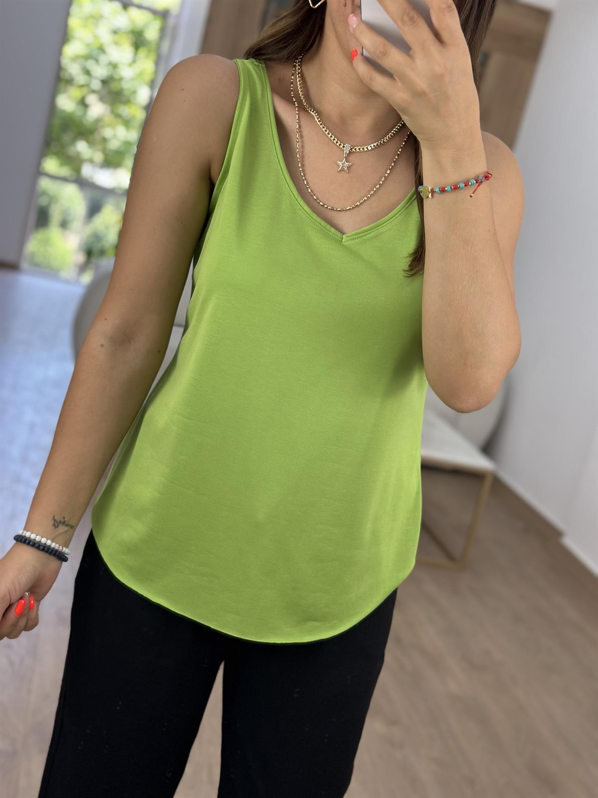 %100 Modal V Yaka Basic Tişort Yeşil