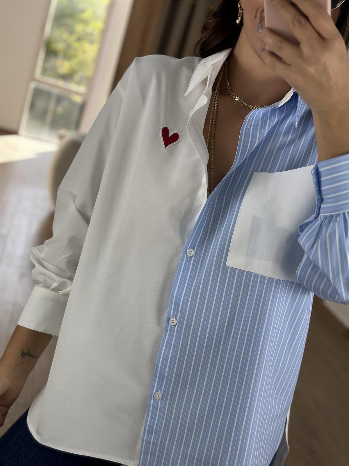 %100 Pamuk Kalp Nakışlı Tasarım Gömlek - Mavi 