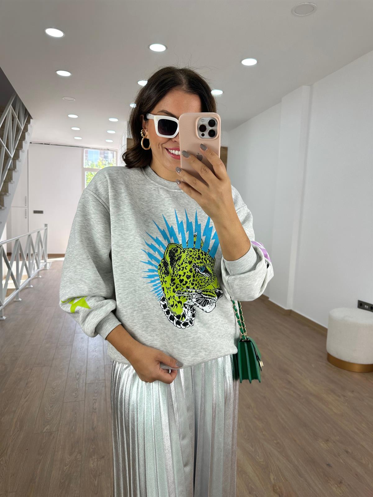 %100 Pamuk Leopar Baskılı Sweatshirt-Gri