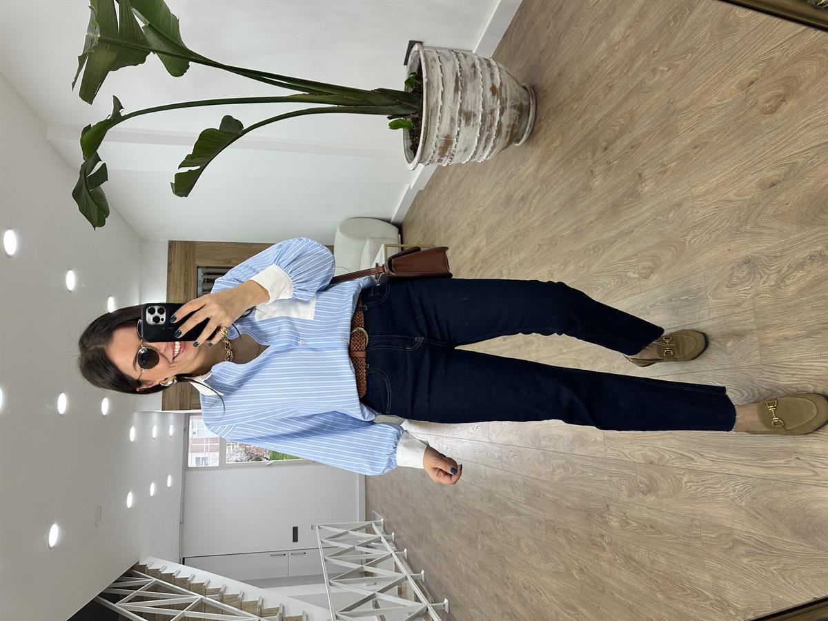 %100 Pamuk Mavi Çizgili Tasarım Gömlek