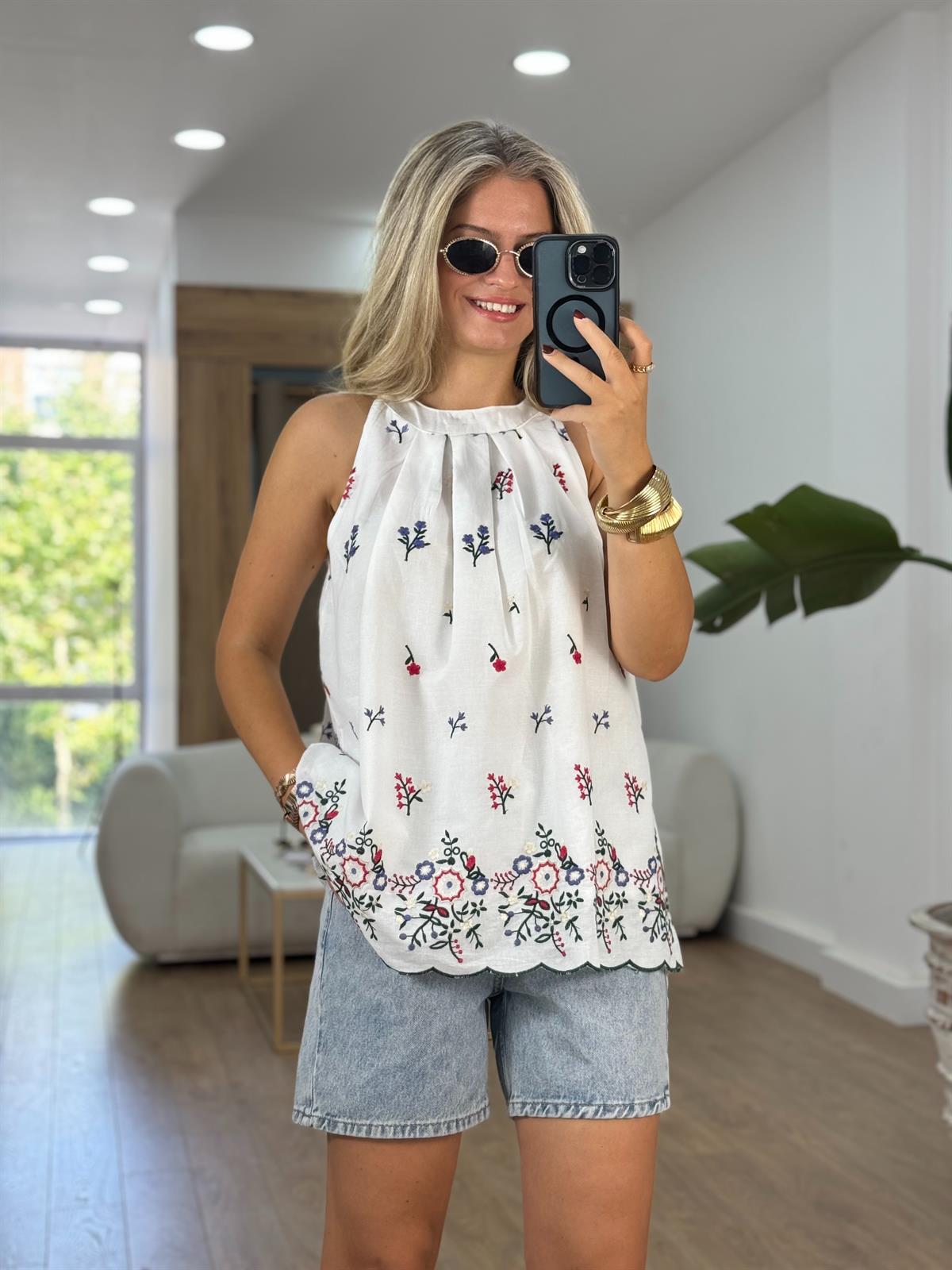 %100 Pamuk Nakışlı Bluz