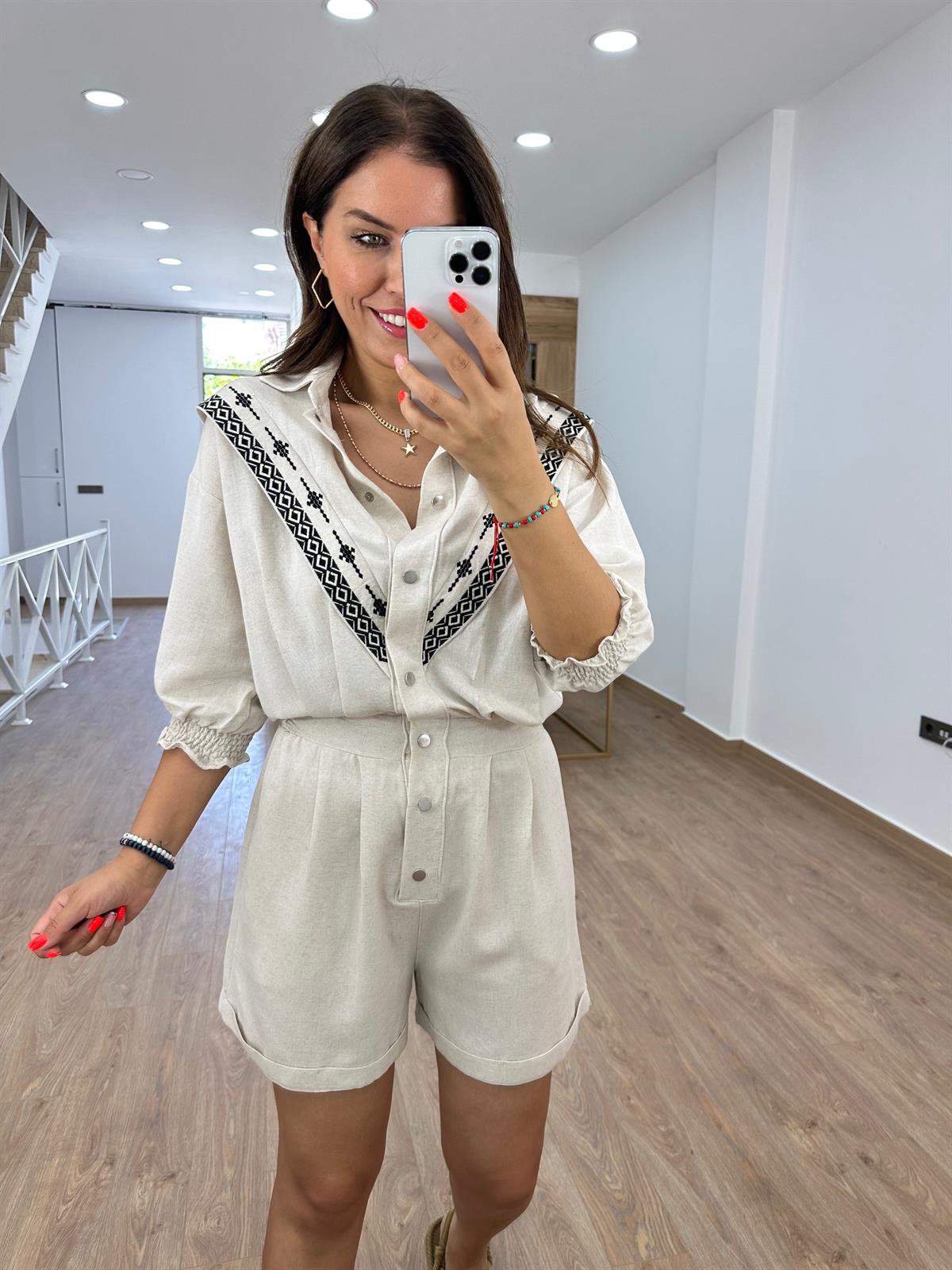 %100 Pamuk Nakışlı Yarım Kol Tulum Taş