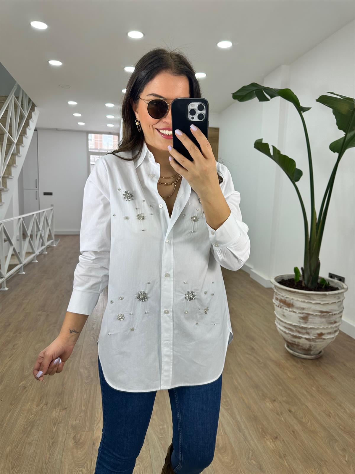 %100 Pamuk Taş İşlemeli Gömlek