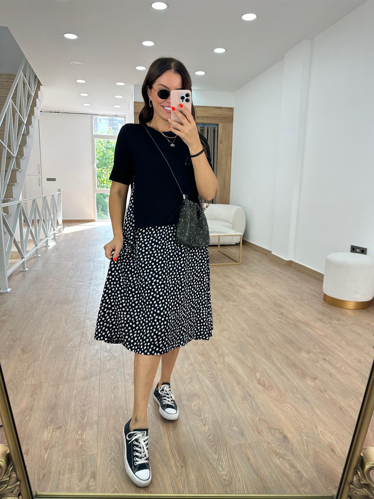 %100 Viskon Eteği Çiçekli Elbise