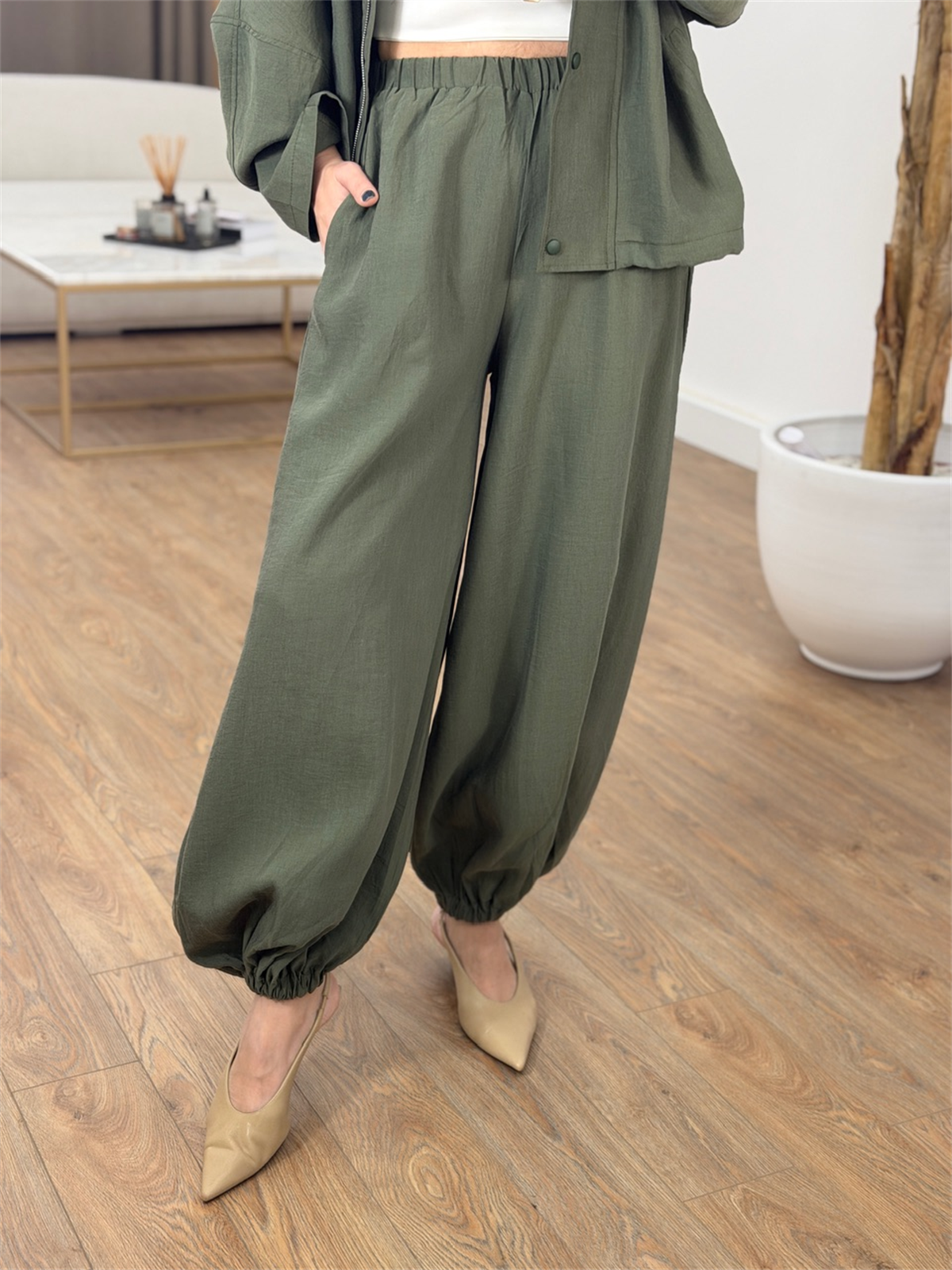 Dik Yaka Fermuarlı Premium Takım - Haki