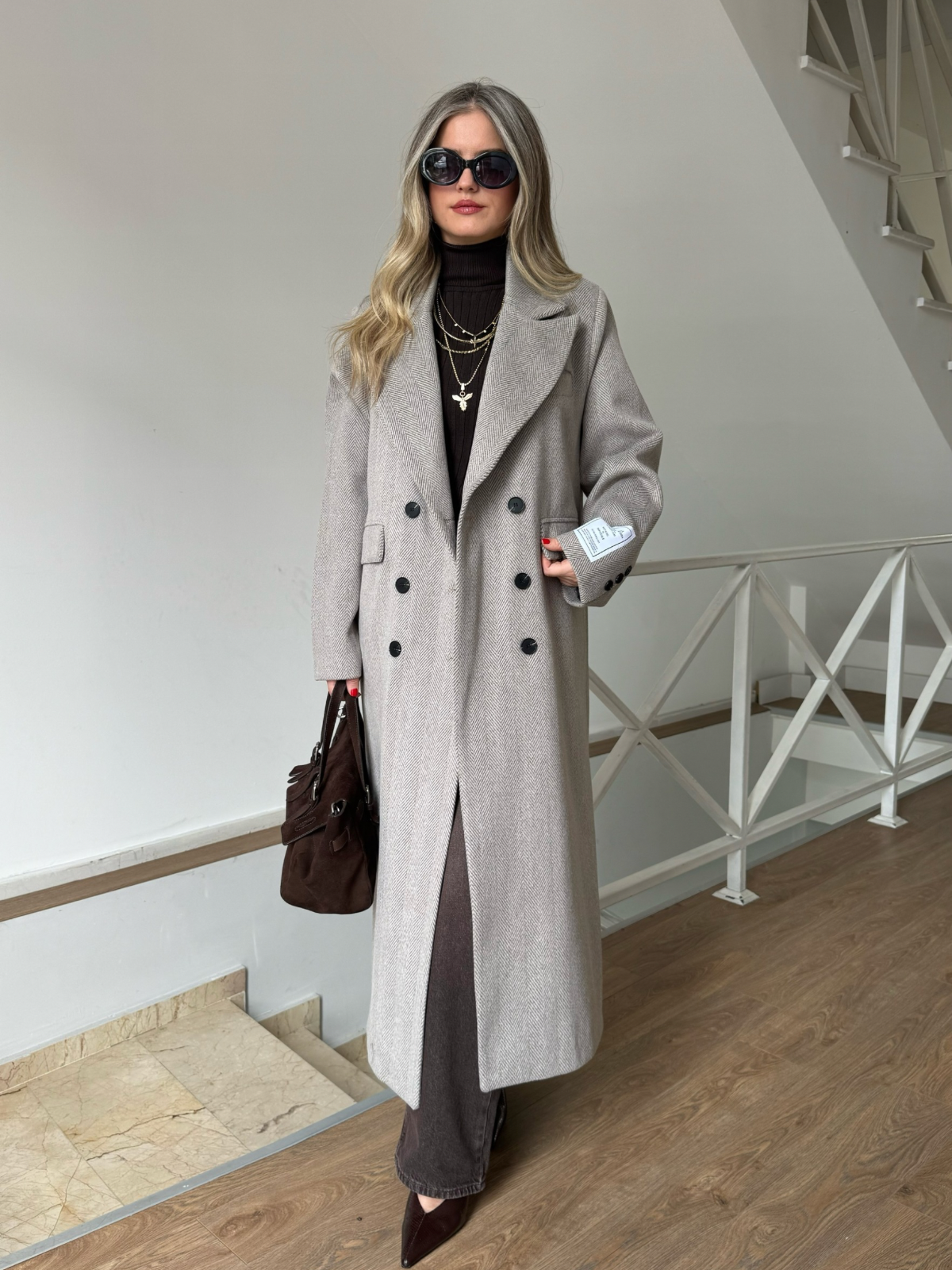 Kruvaze Yaka Balıksırtı Kaban - Sütlü Kahve