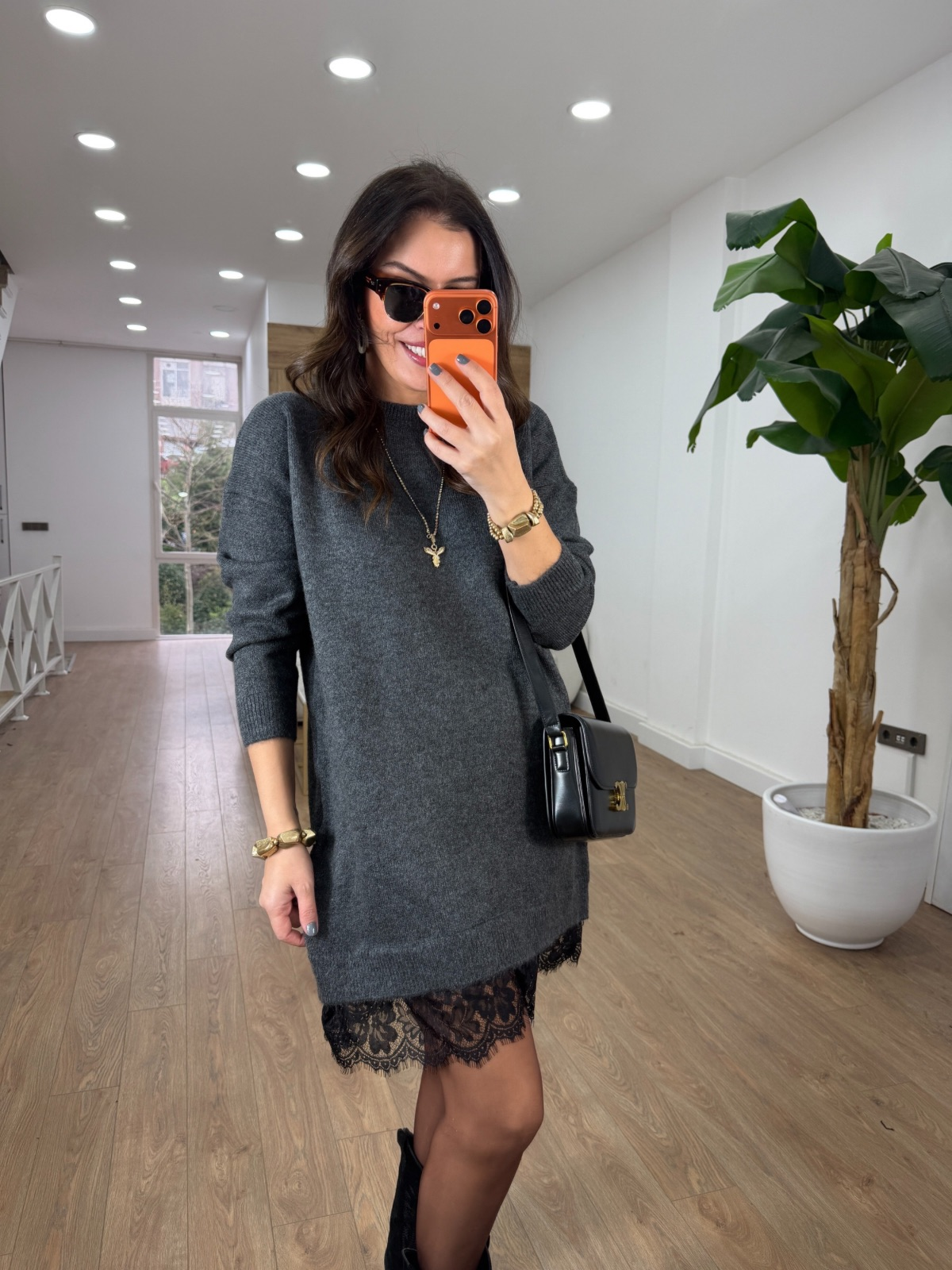 Etek Ucu Dantel Detaylı Triko Elbise - Antrasit