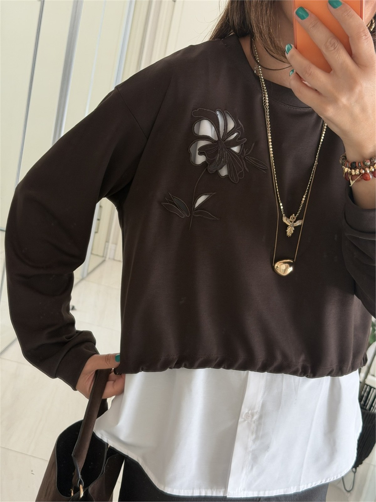 Orijinal Model Nakışlı Gömlekli Sweat - Kahve