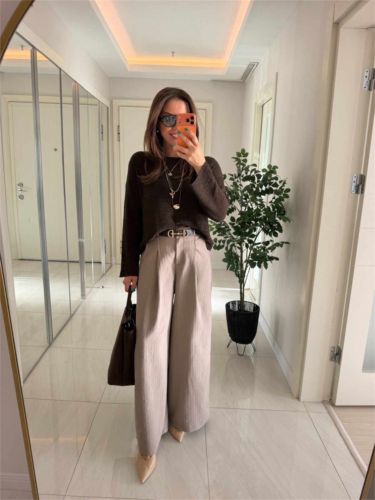 Bel Arkası Lastikli Çizgili Modal Pantolon - Bej