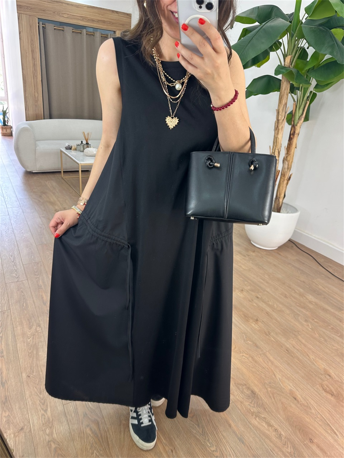 Yanları Bağcık Detaylı Maxi Elbise