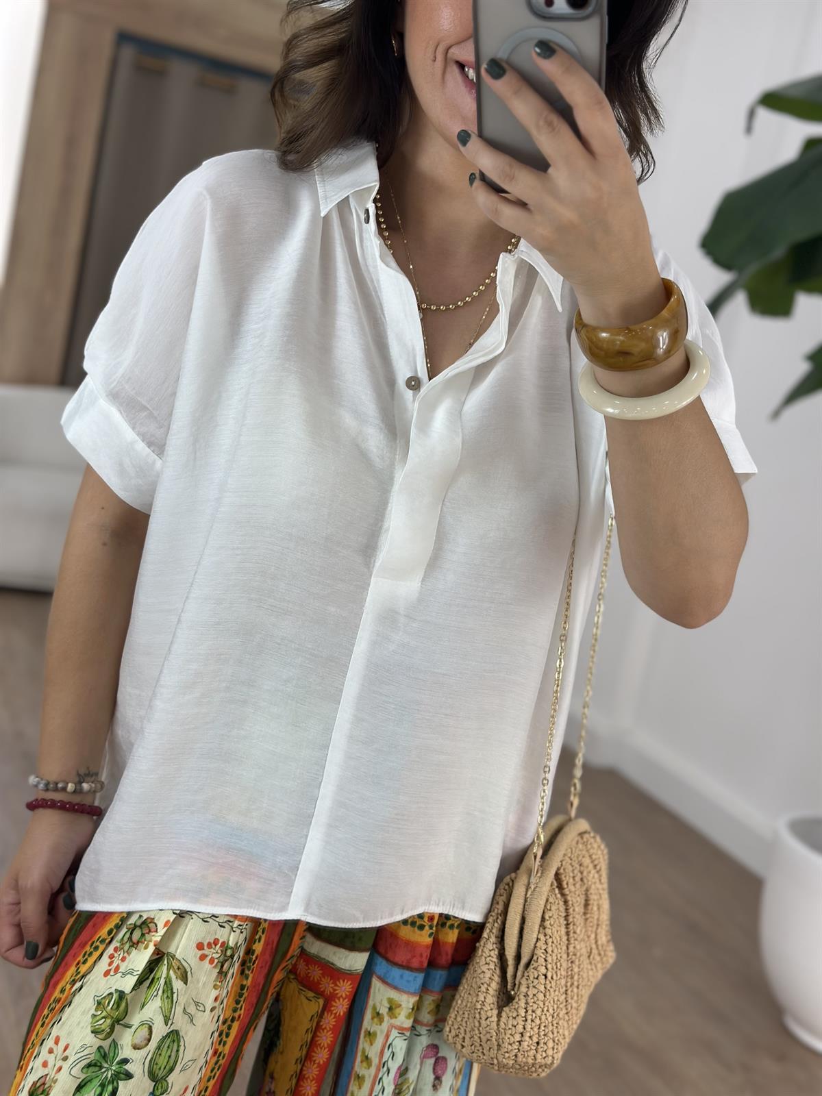 Arkası Düğme Detaylı %100 Modal Gömlek - Ekru