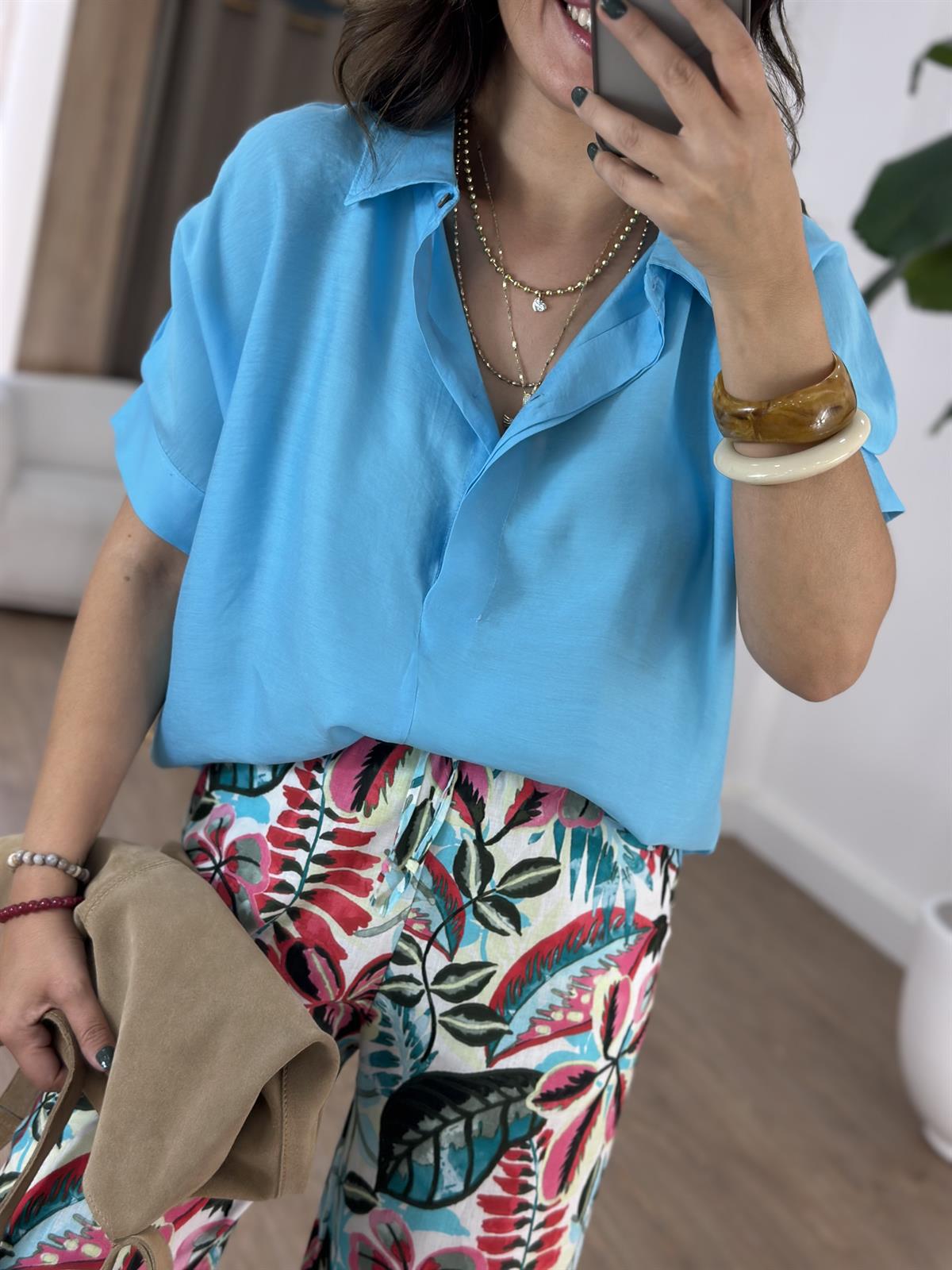 Arkası Düğme Detaylı %100 Modal Gömlek - Turkuaz