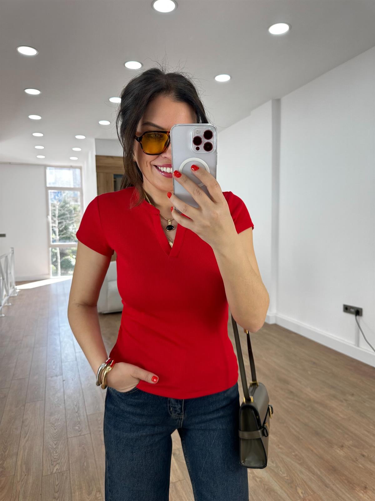 Açık Yaka Bluz - Kırmızı