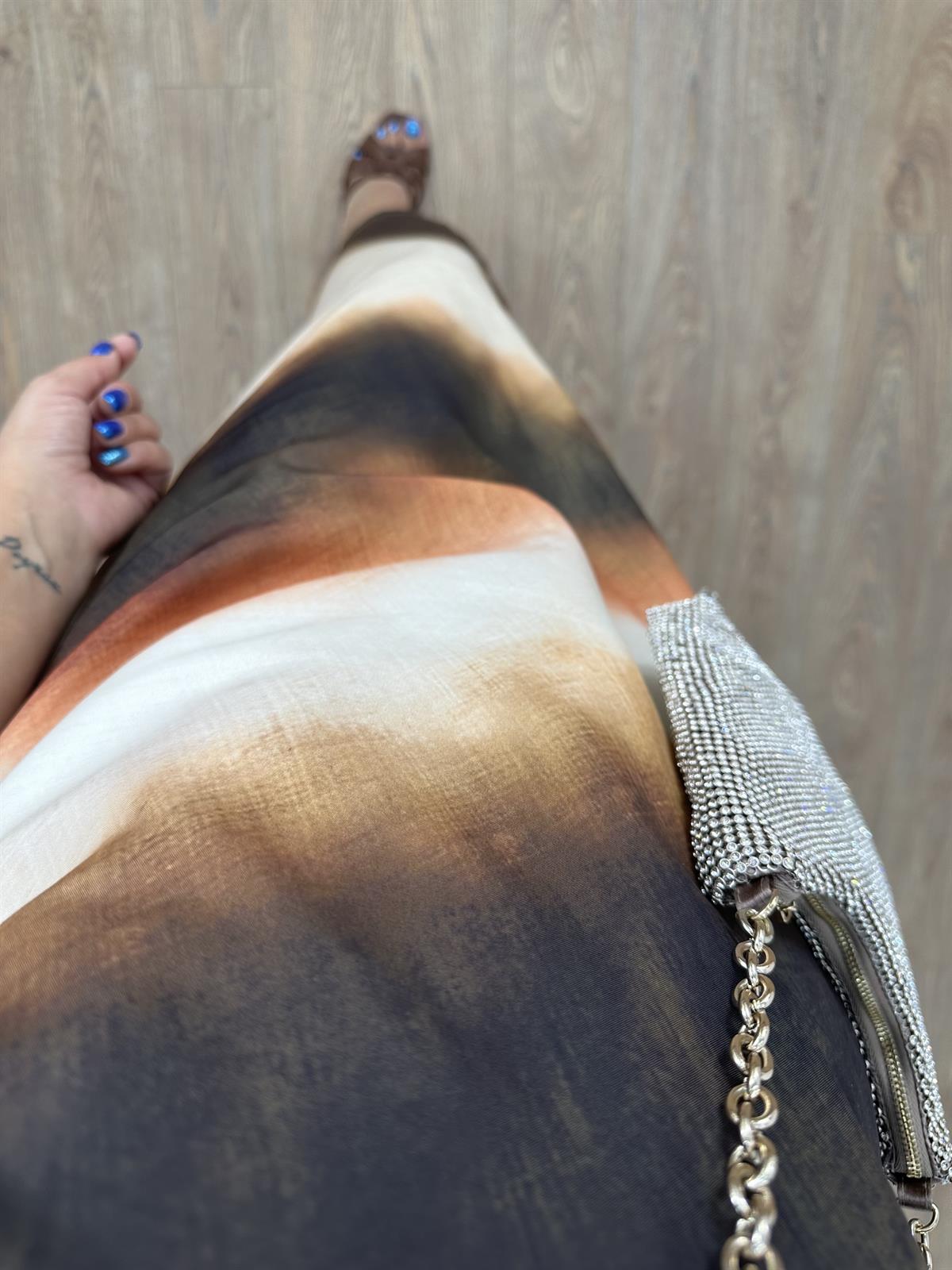 Ahşap Aksesuarlı Renk Geçişli Elbise- Kahve