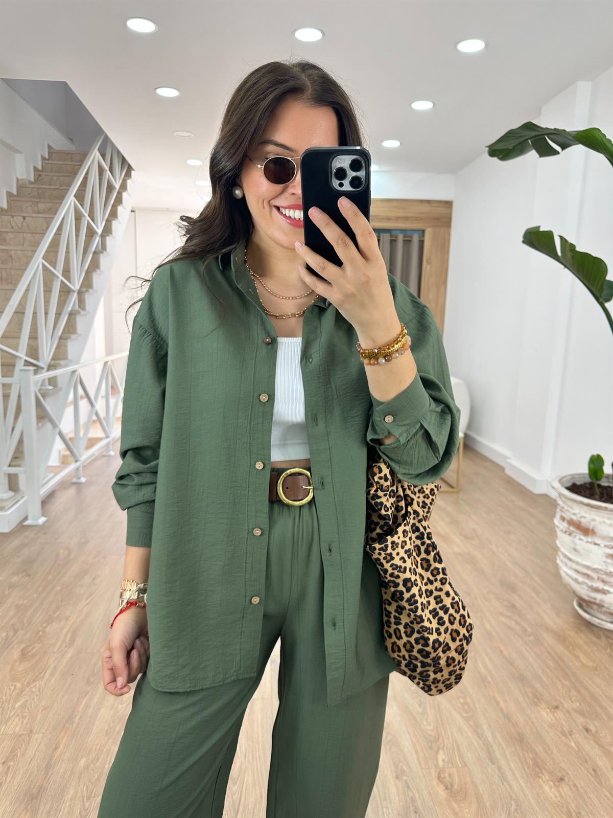 Ahşap Düğmeli Palazzo Pantolonlu Viskon Takım-Haki