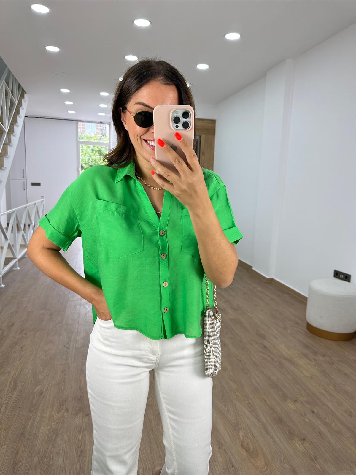 Ahşap Düğmeli Tnsel Gömlek-Yeşil