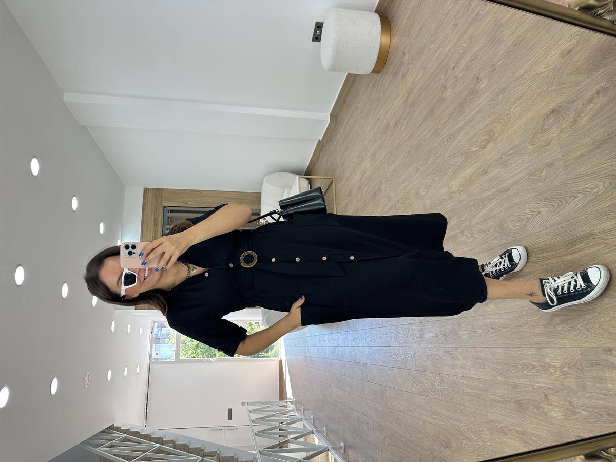 Ahşap Kemerli Önü Düğmeli Elbise-Siyah