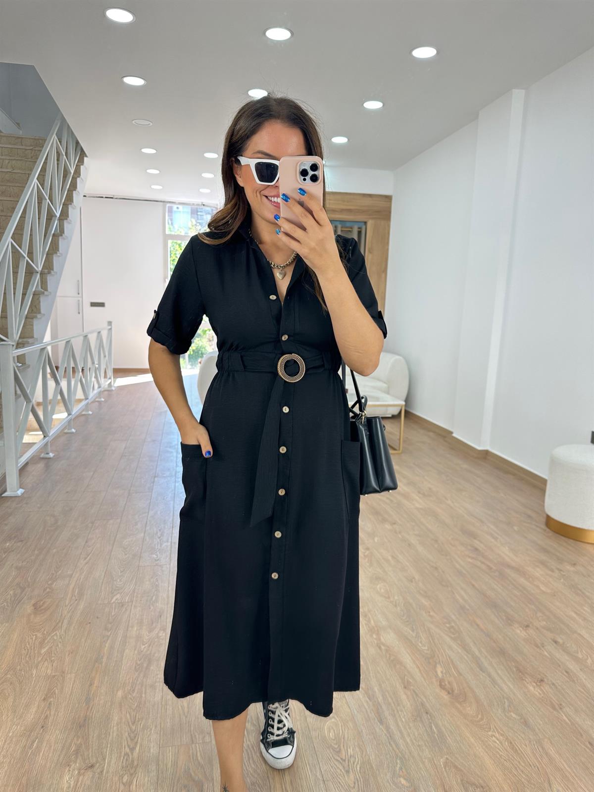 Ahşap Kemerli Önü Düğmeli Elbise-Siyah