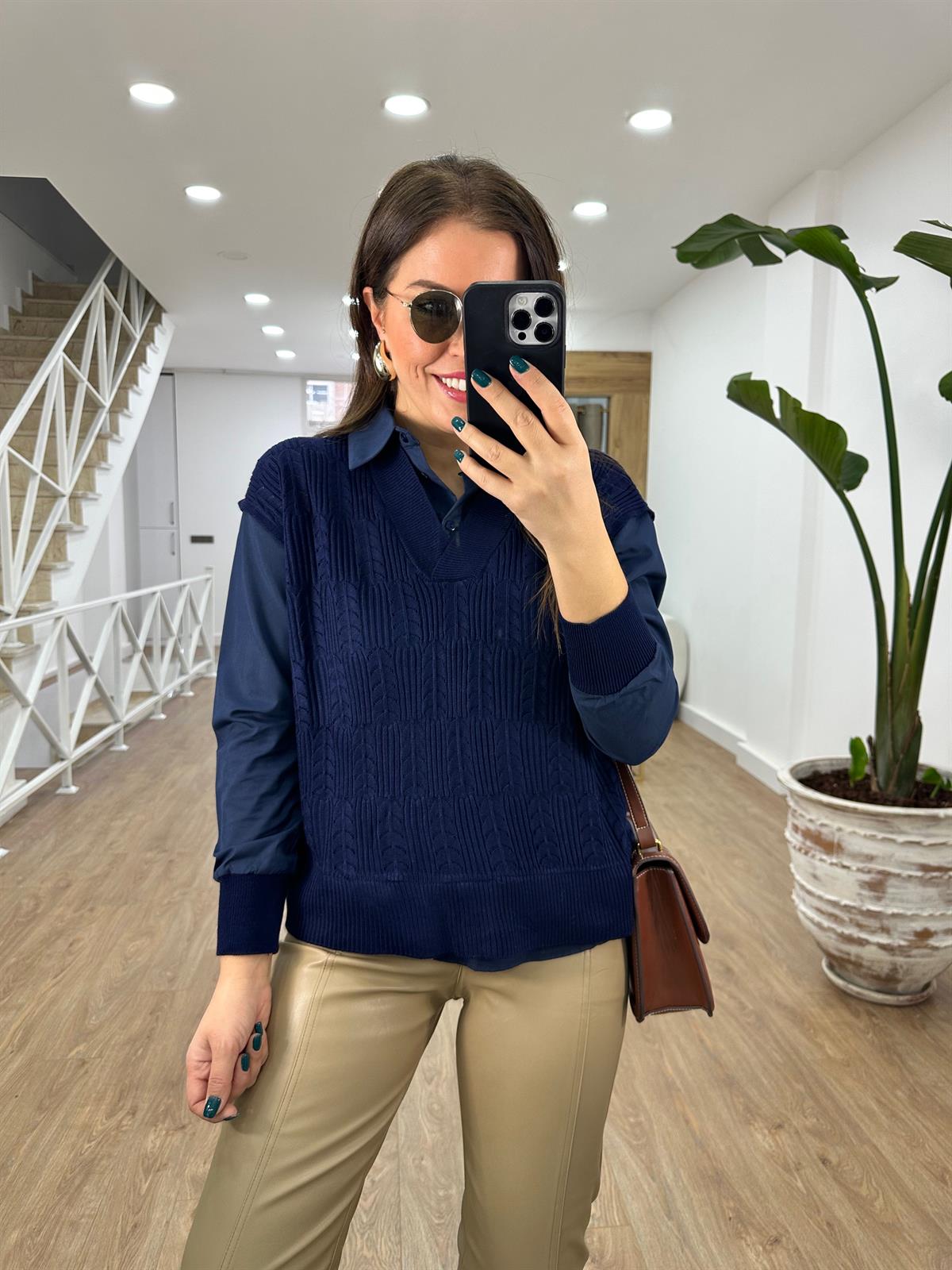 Ajur Detaylı Poplin Gömlek