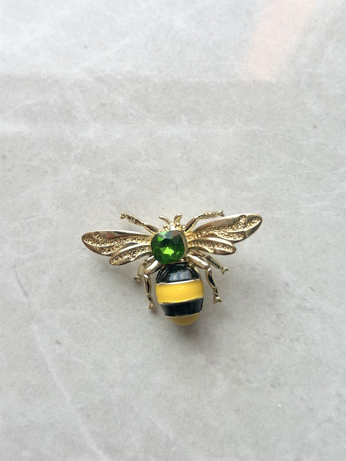 Arı Tasarım Taşlı Broş