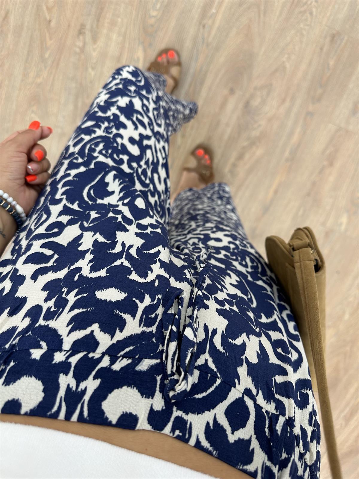 Arka Beli Lastikli Desenli Tnsel Pantolon