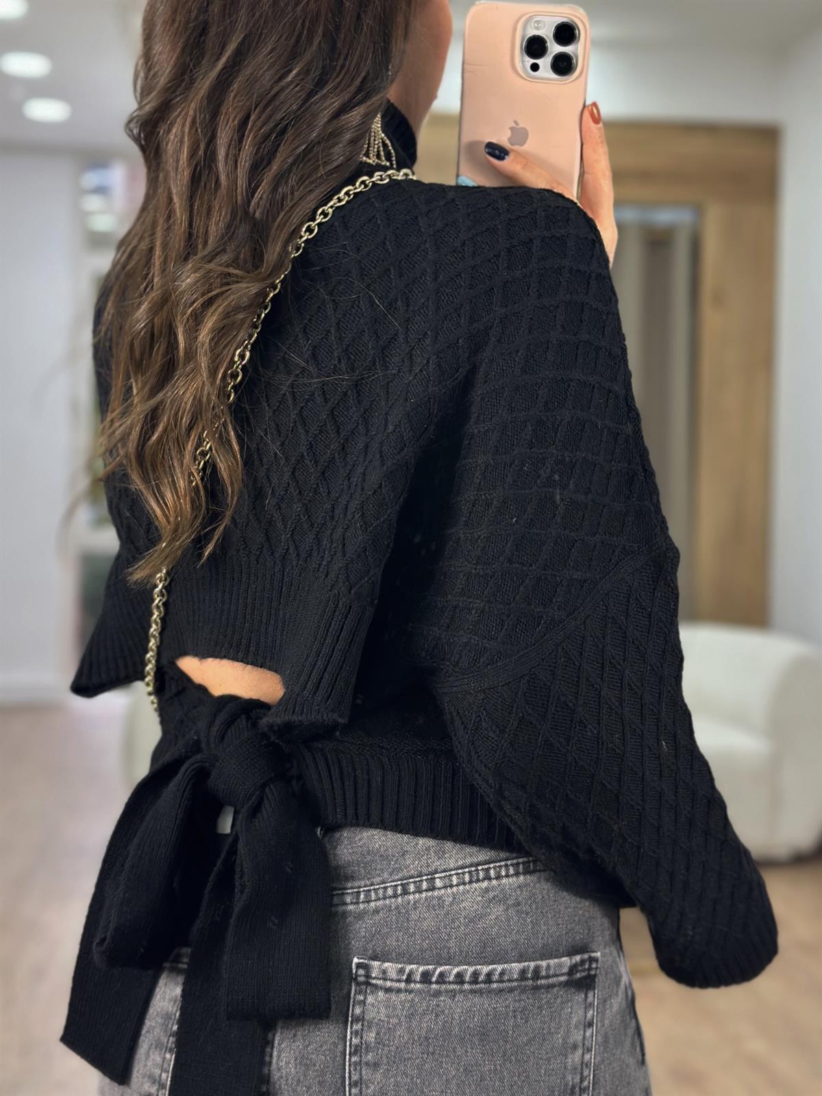 Arkadan Bağlamalı Triko Kazak-Siyah