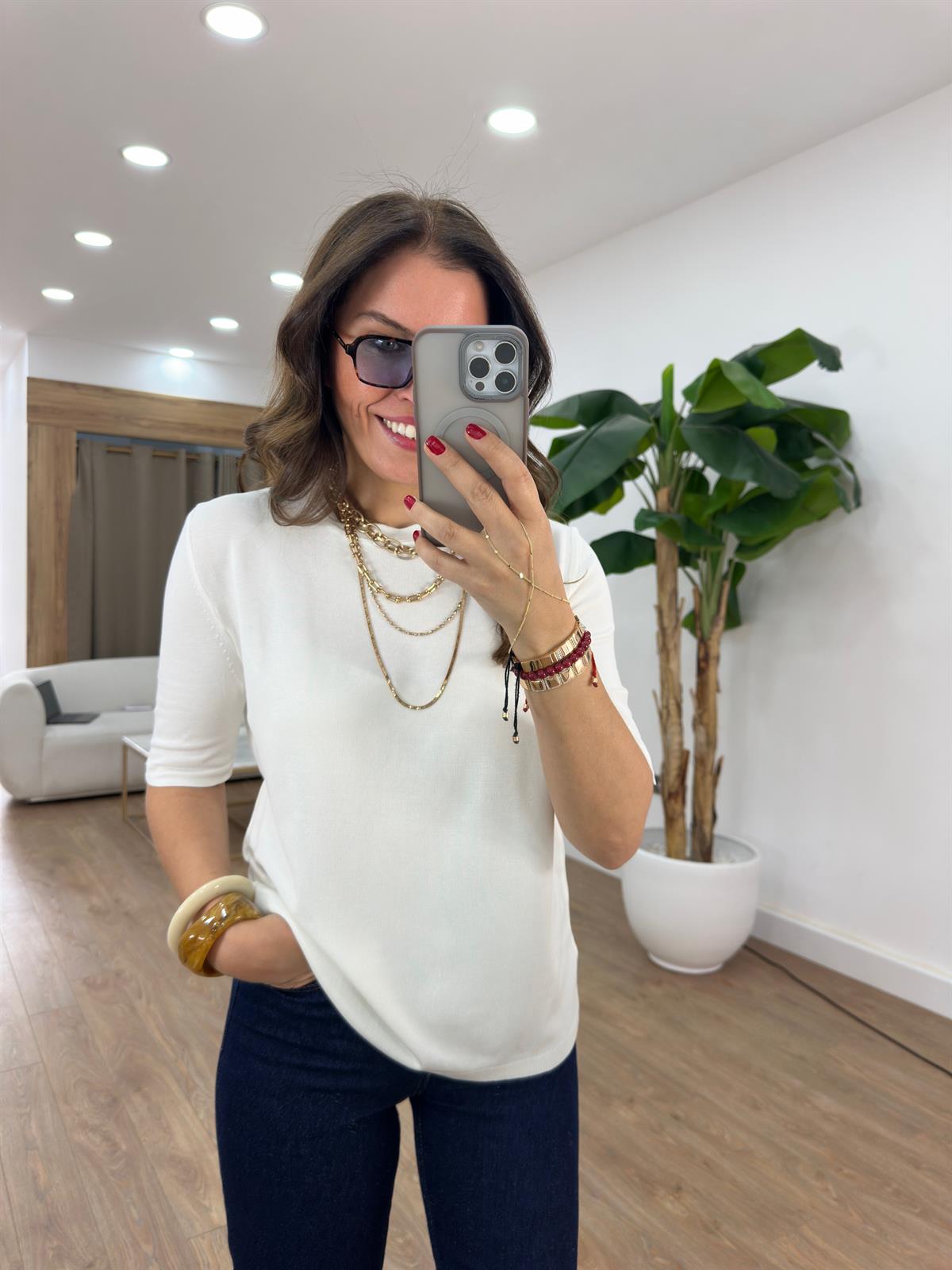 Arkası Damla Detaylı Bisiklet Yaka Triko - Beyaz