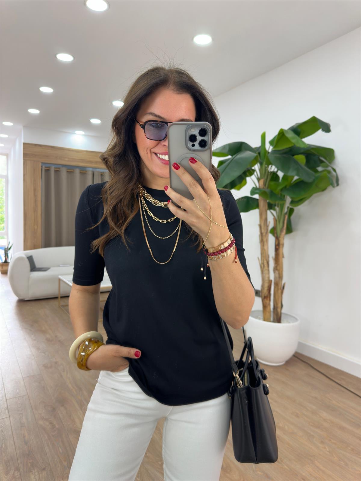 Arkası Damla Detaylı Bisiklet Yaka Triko - Siyah