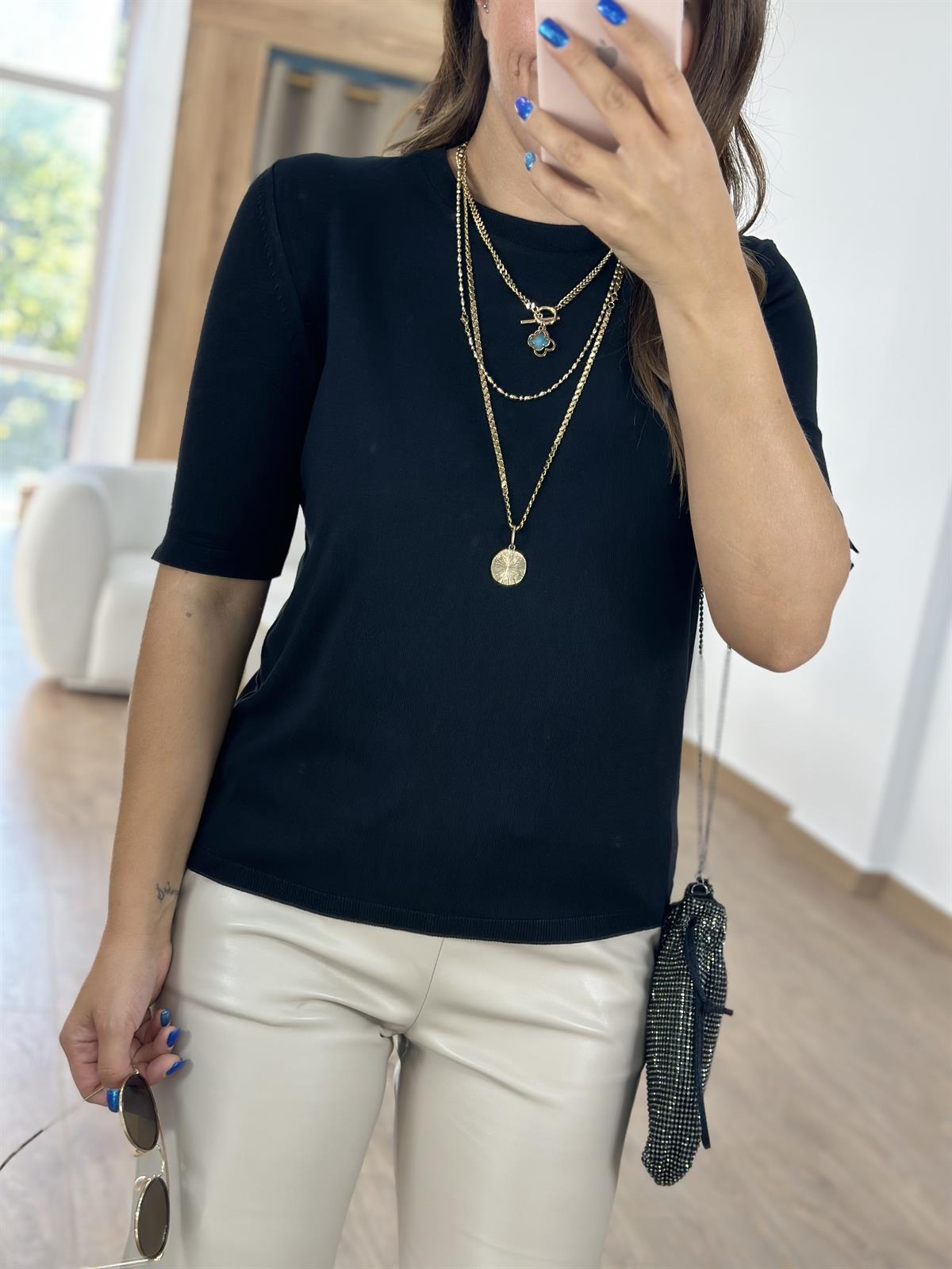 Arkası Damla Detaylı  Triko-Siyah