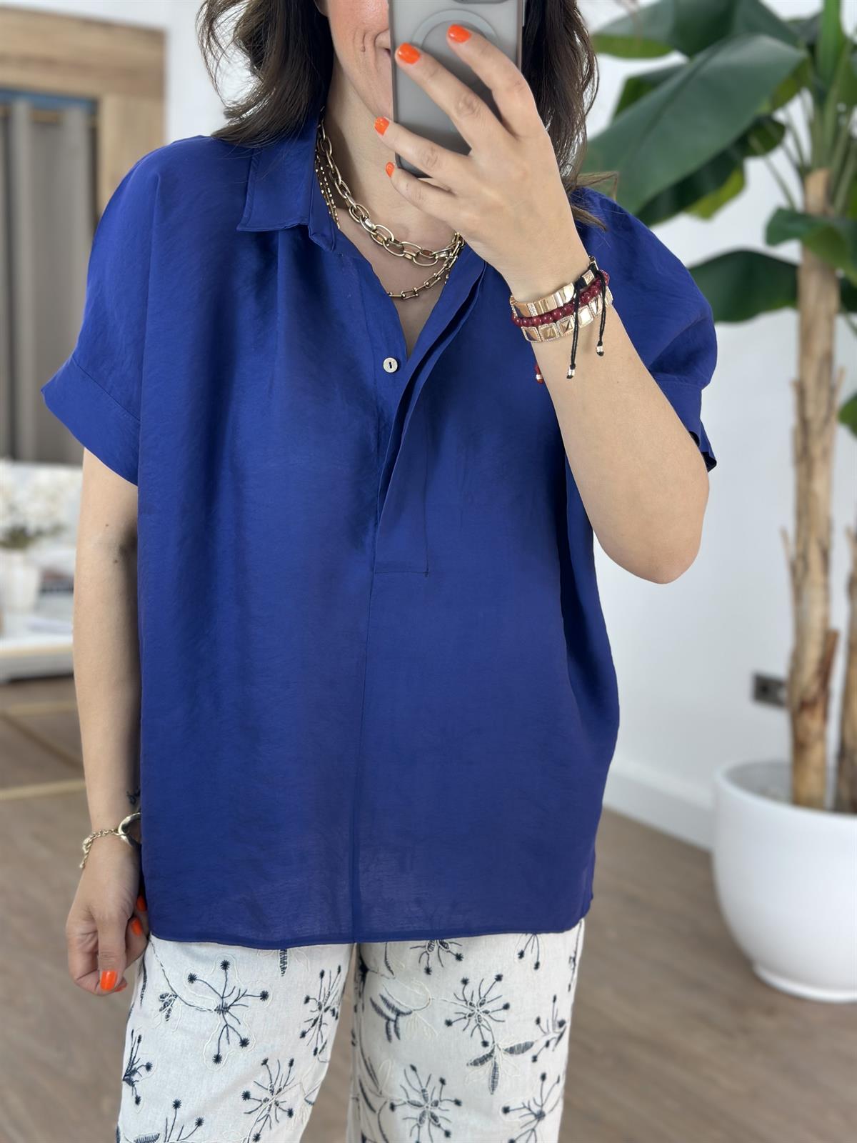 Arkası Düğme Detaylı Tiril Gömlek 