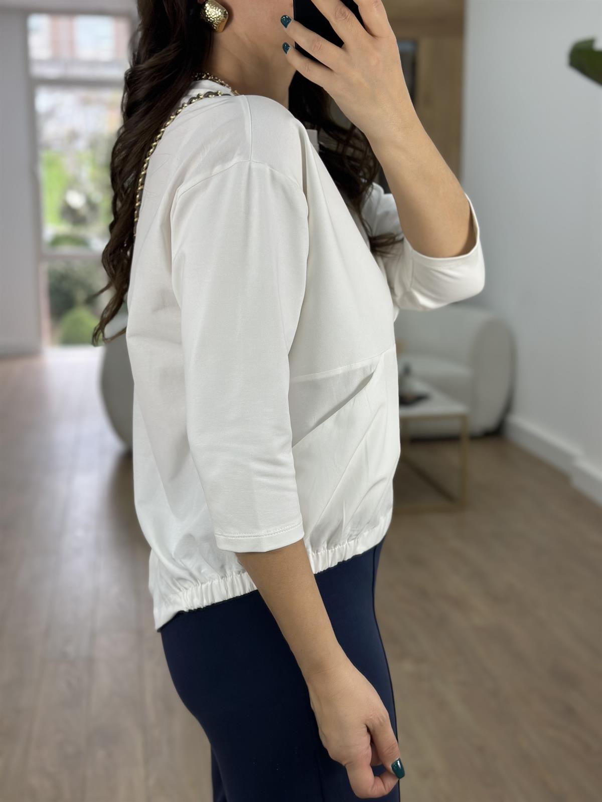 Arkası Gömlek Detaylı Cepli Sweatshirt-Beyaz